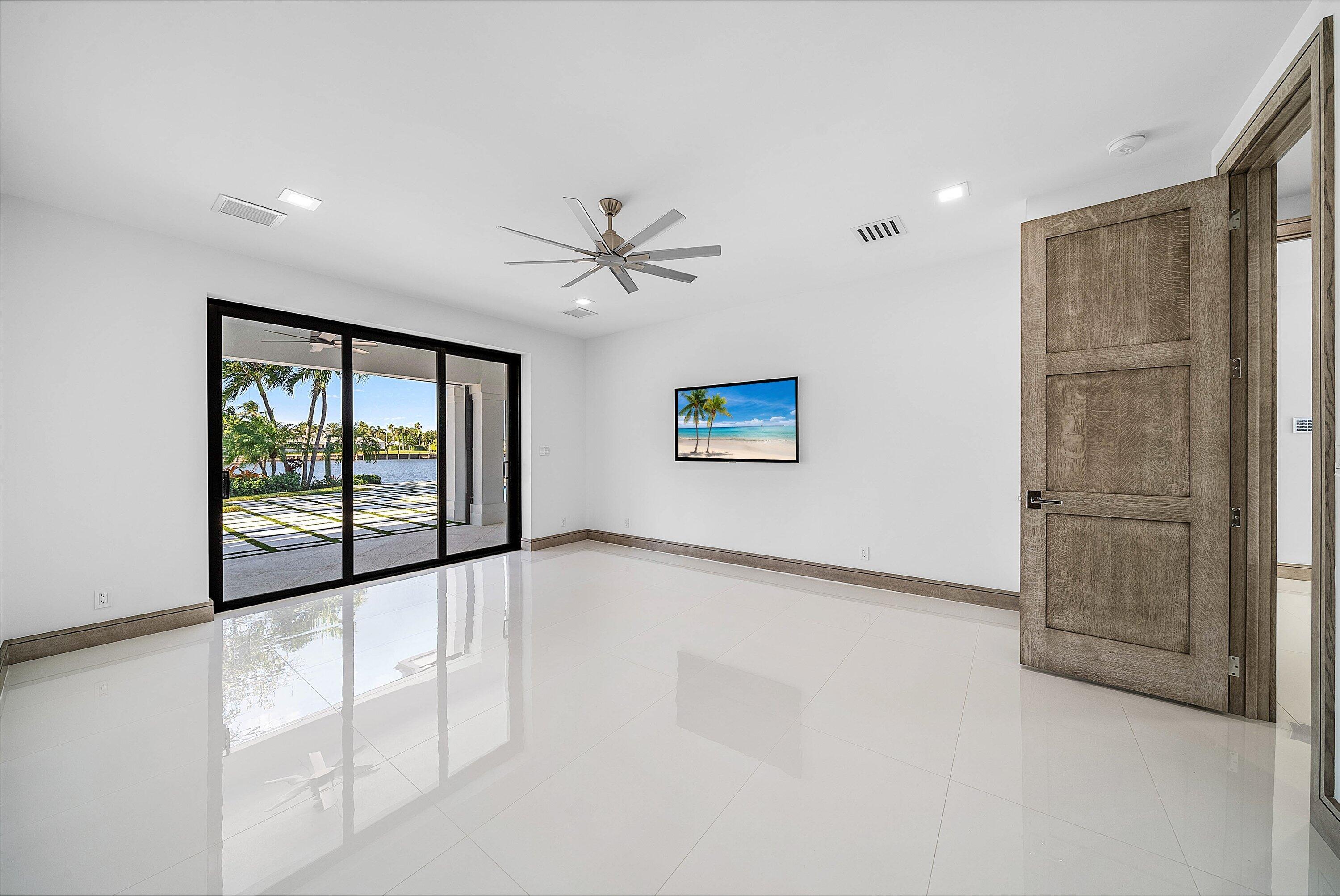 40 Spoonbill Road