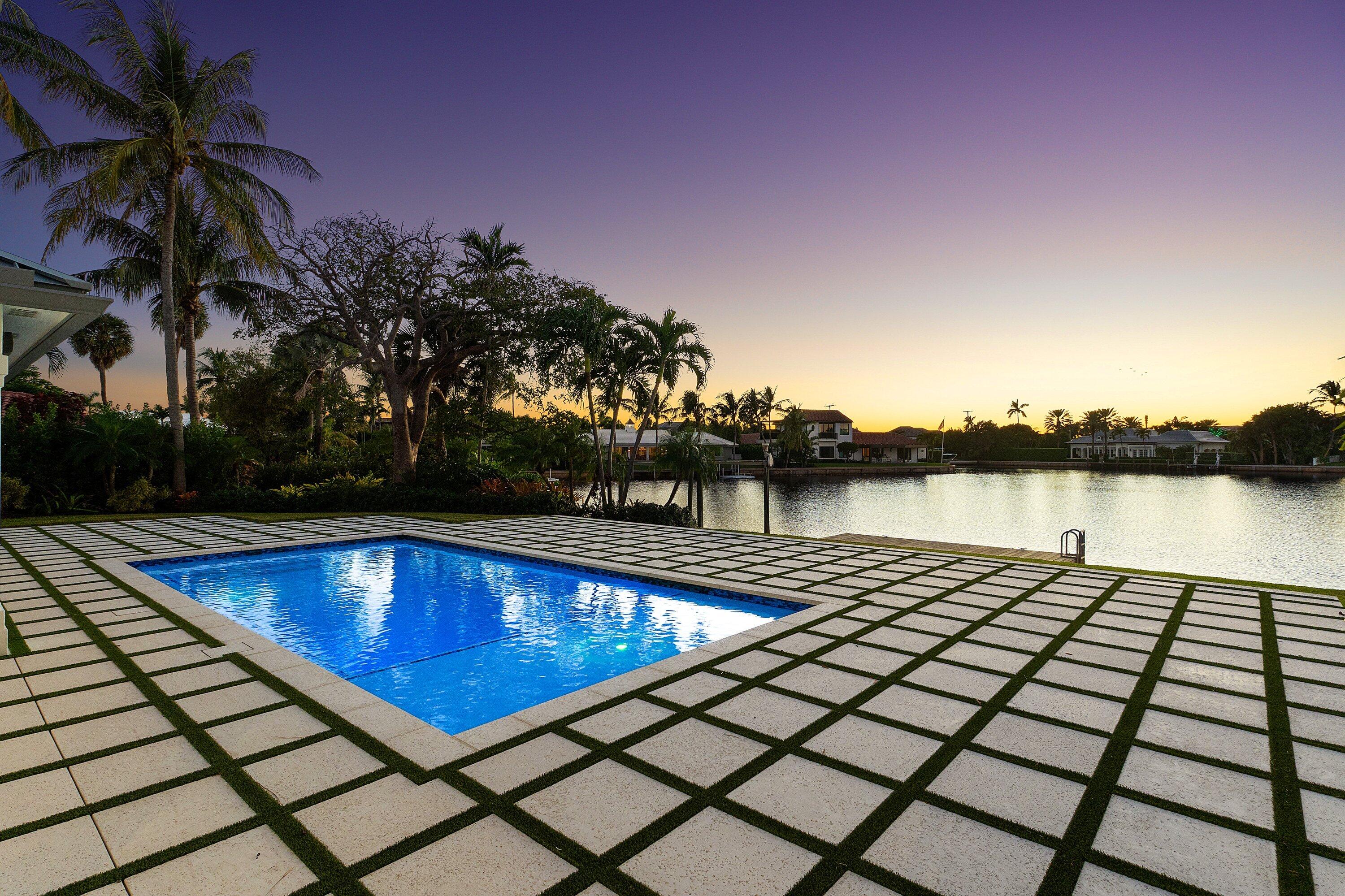 40 Spoonbill Road