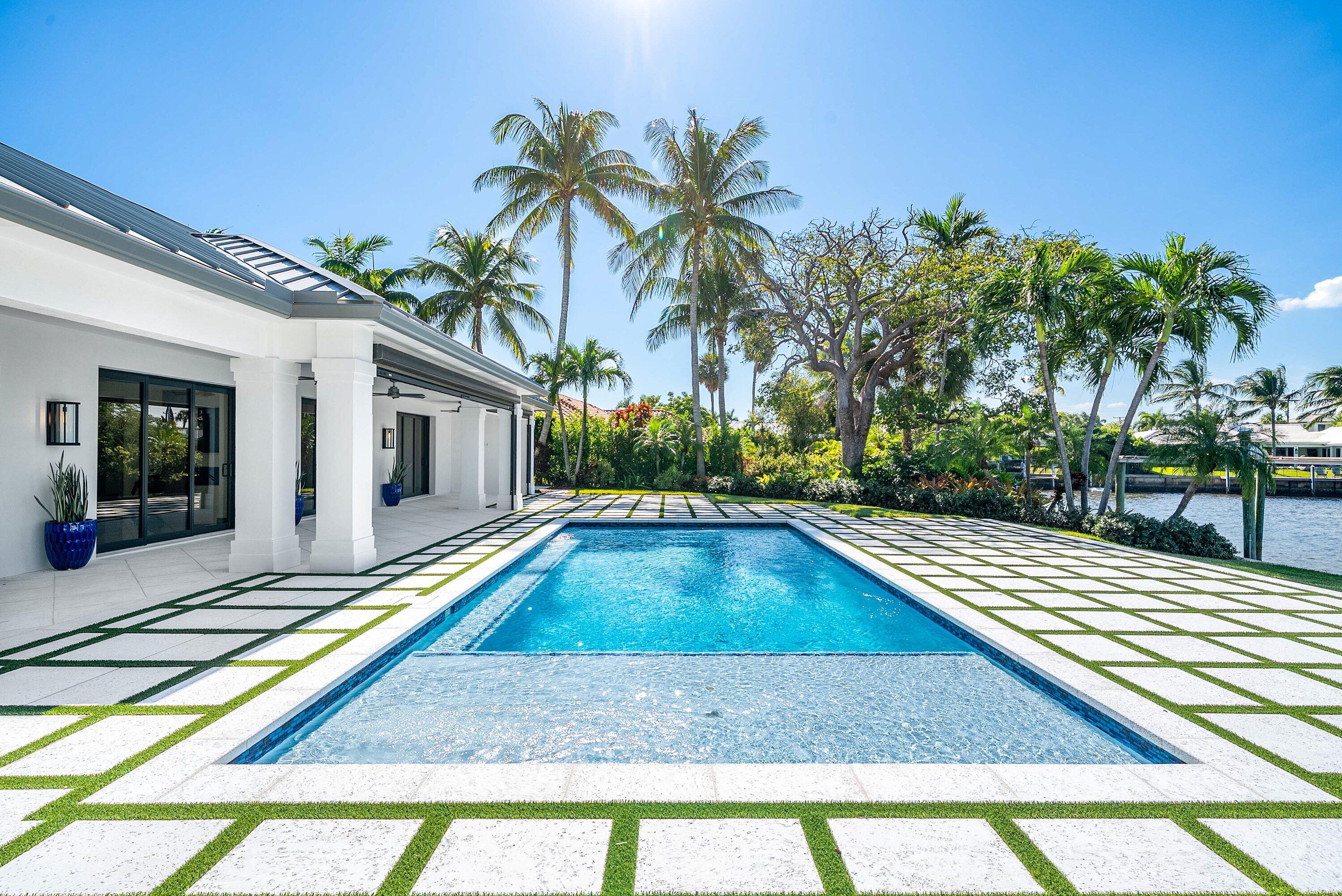 40 Spoonbill Road