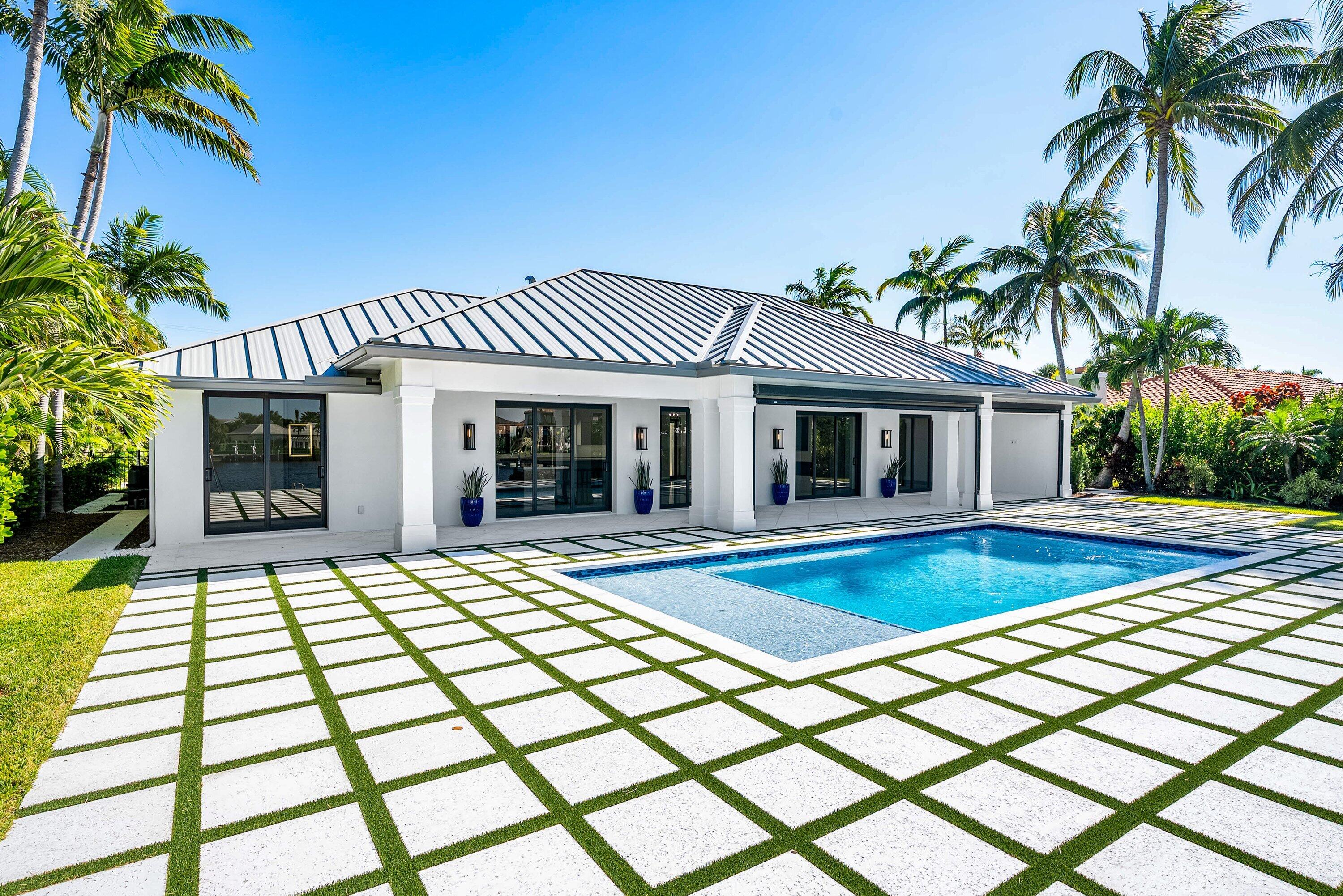 40 Spoonbill Road
