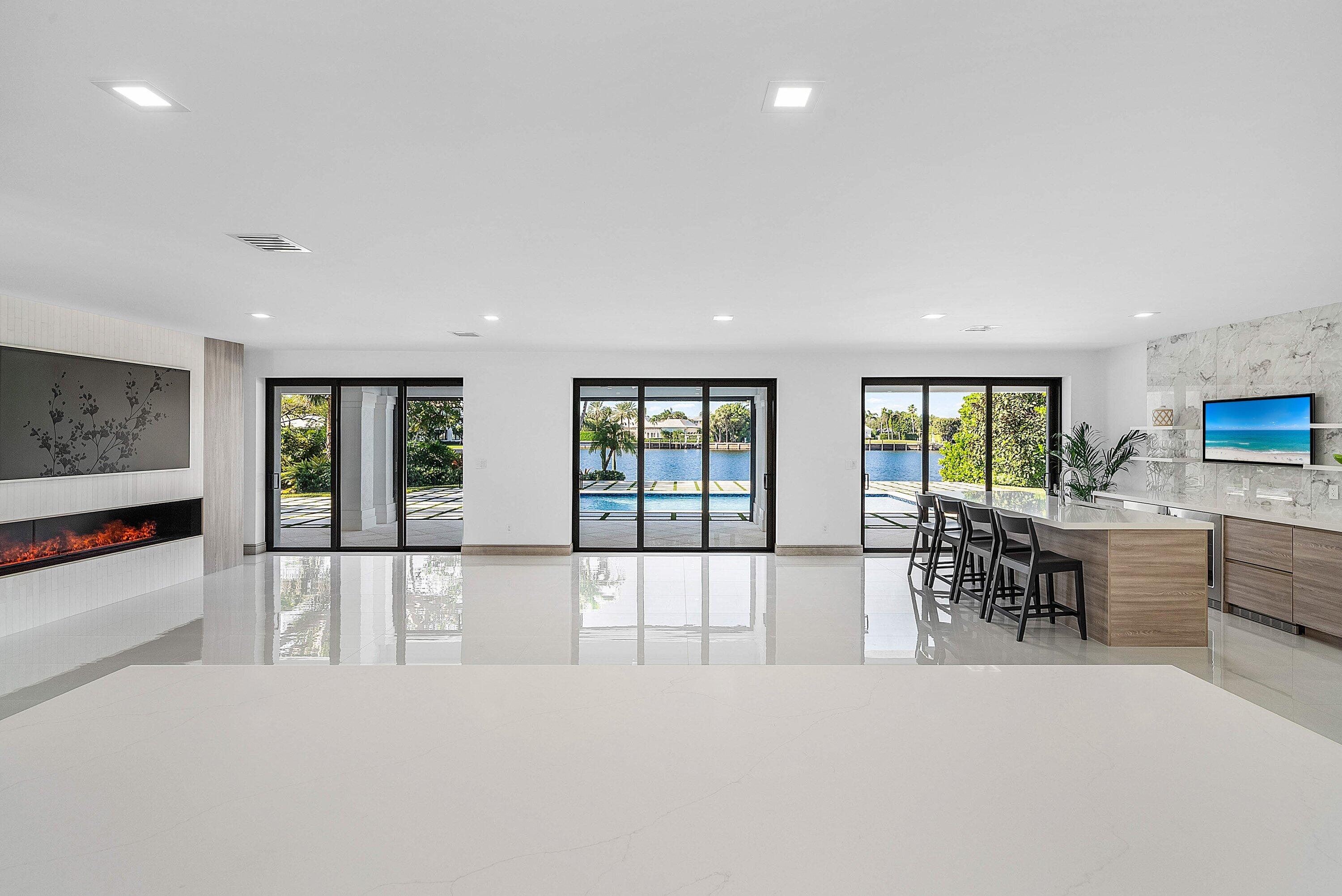 40 Spoonbill Road