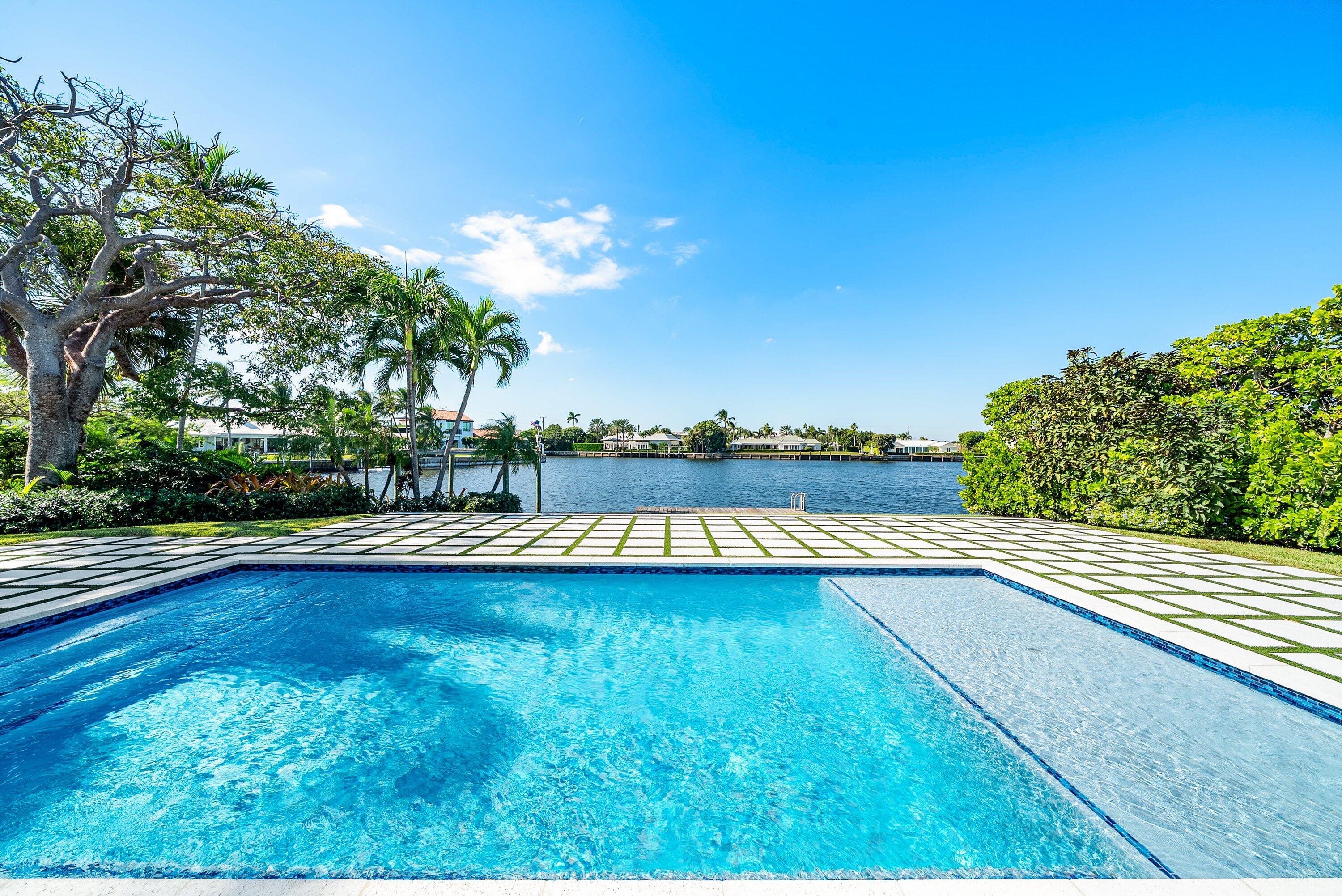 40 Spoonbill Road