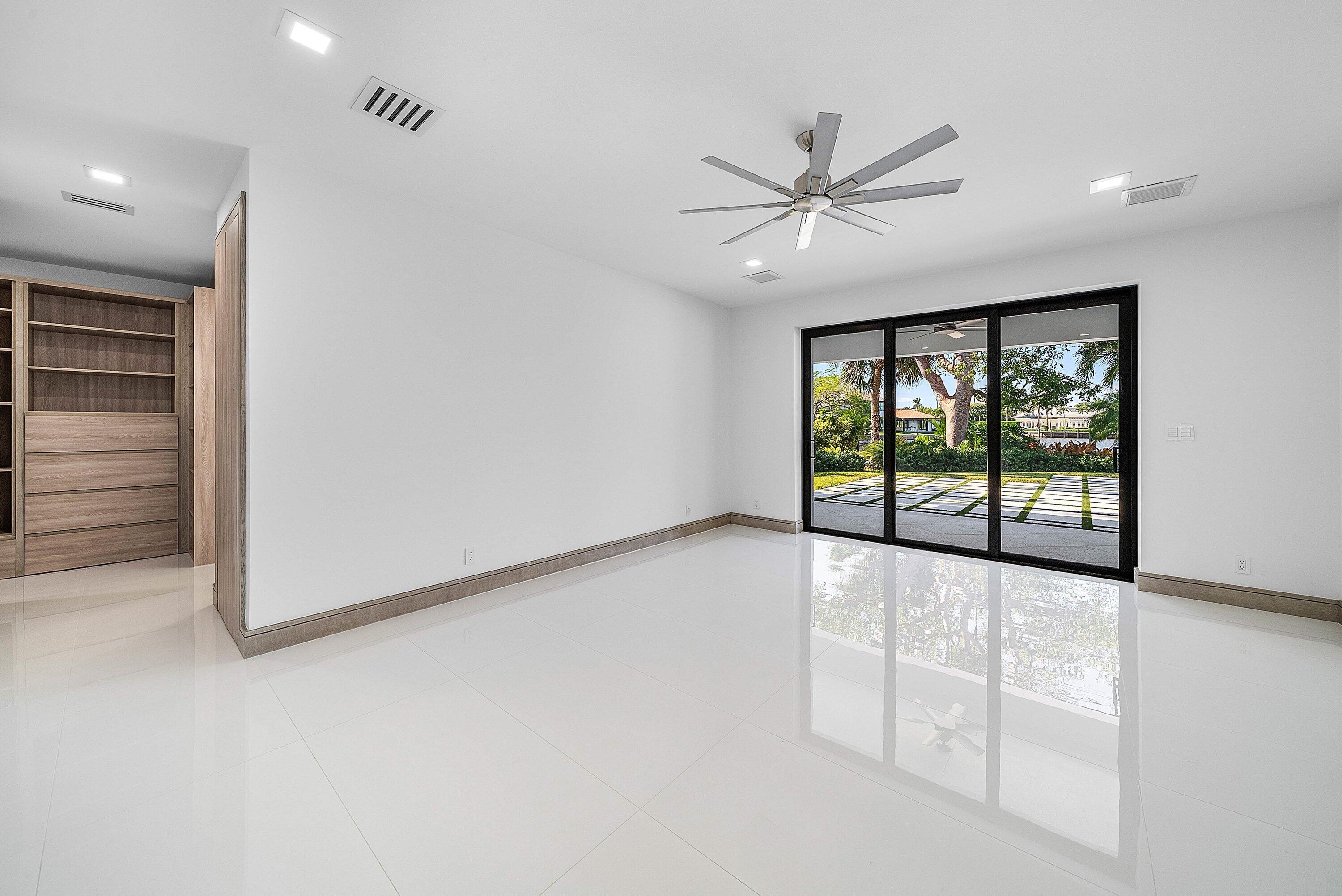 40 Spoonbill Road