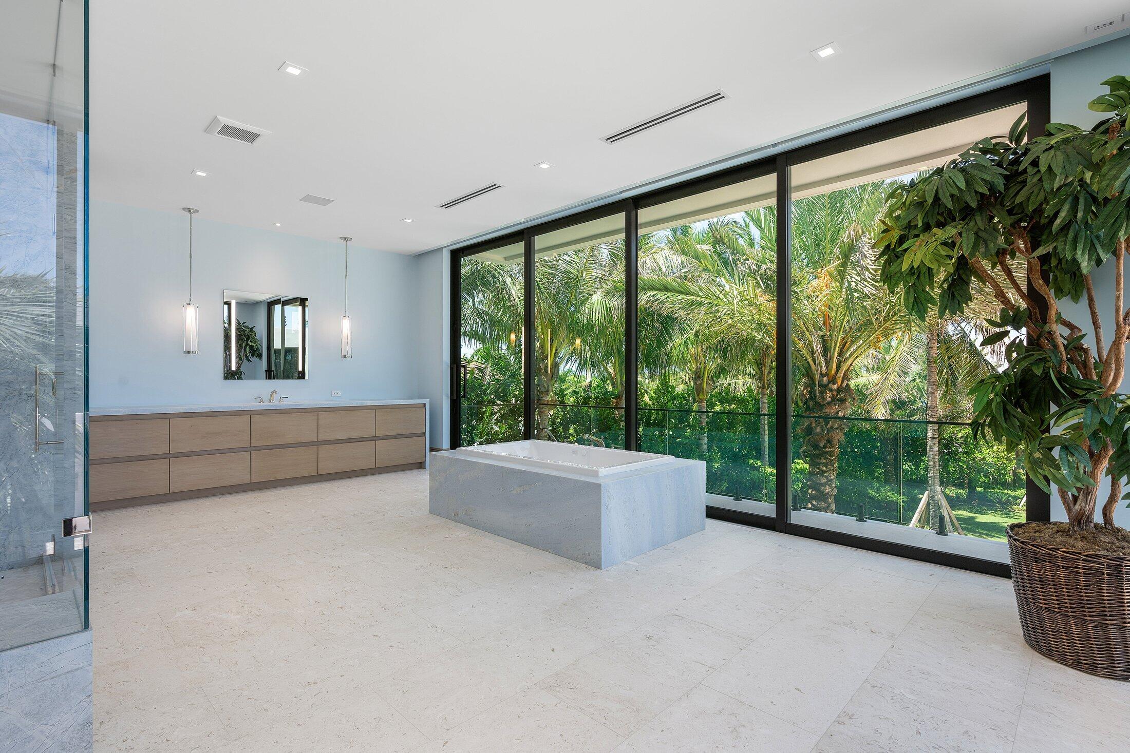 1260 S Ocean Boulevard