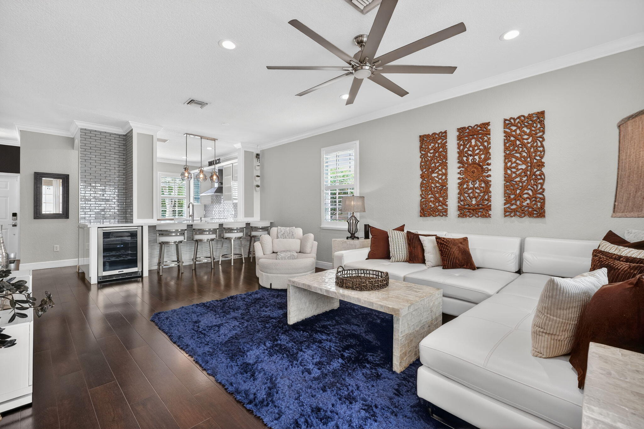 203 E Thatch Palm Circle