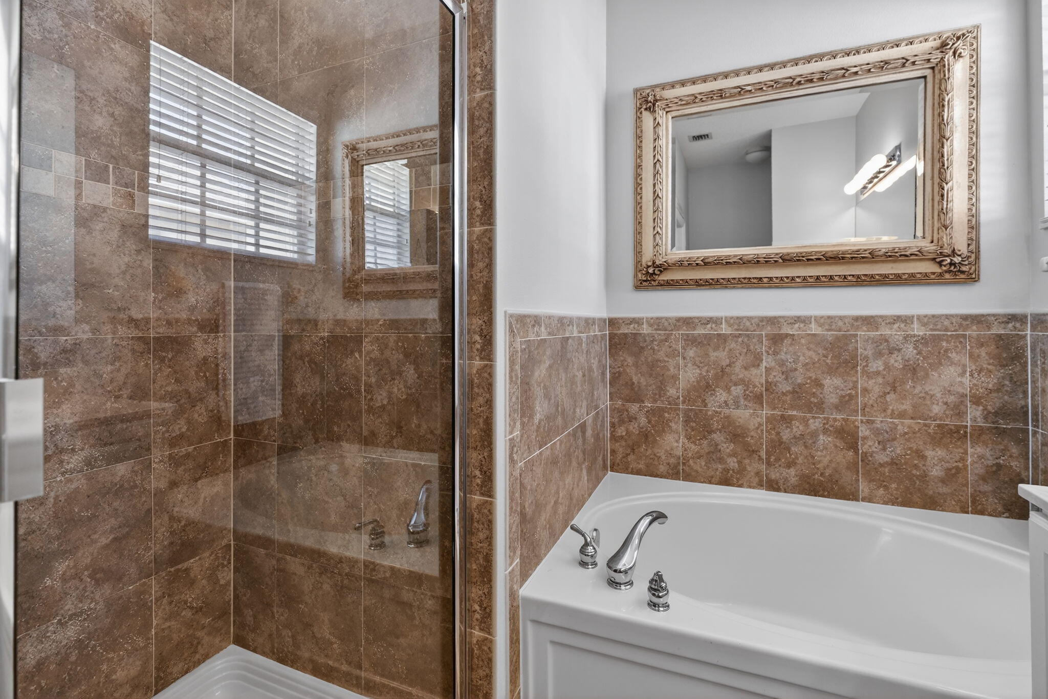 203 E Thatch Palm Circle