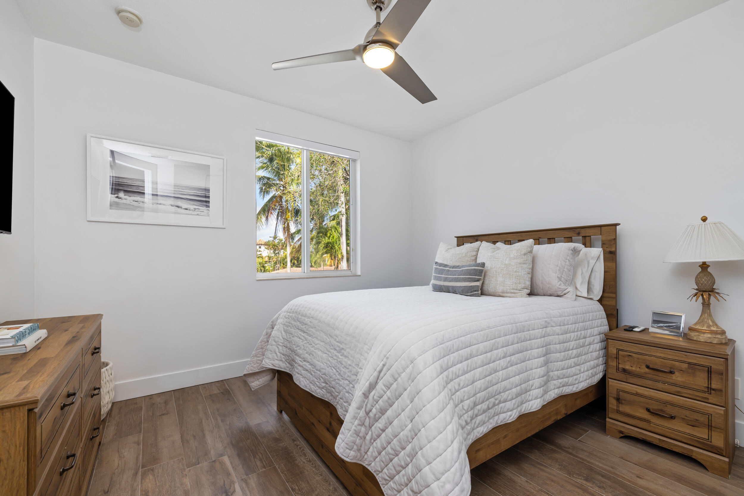 3041 Waterside Circle