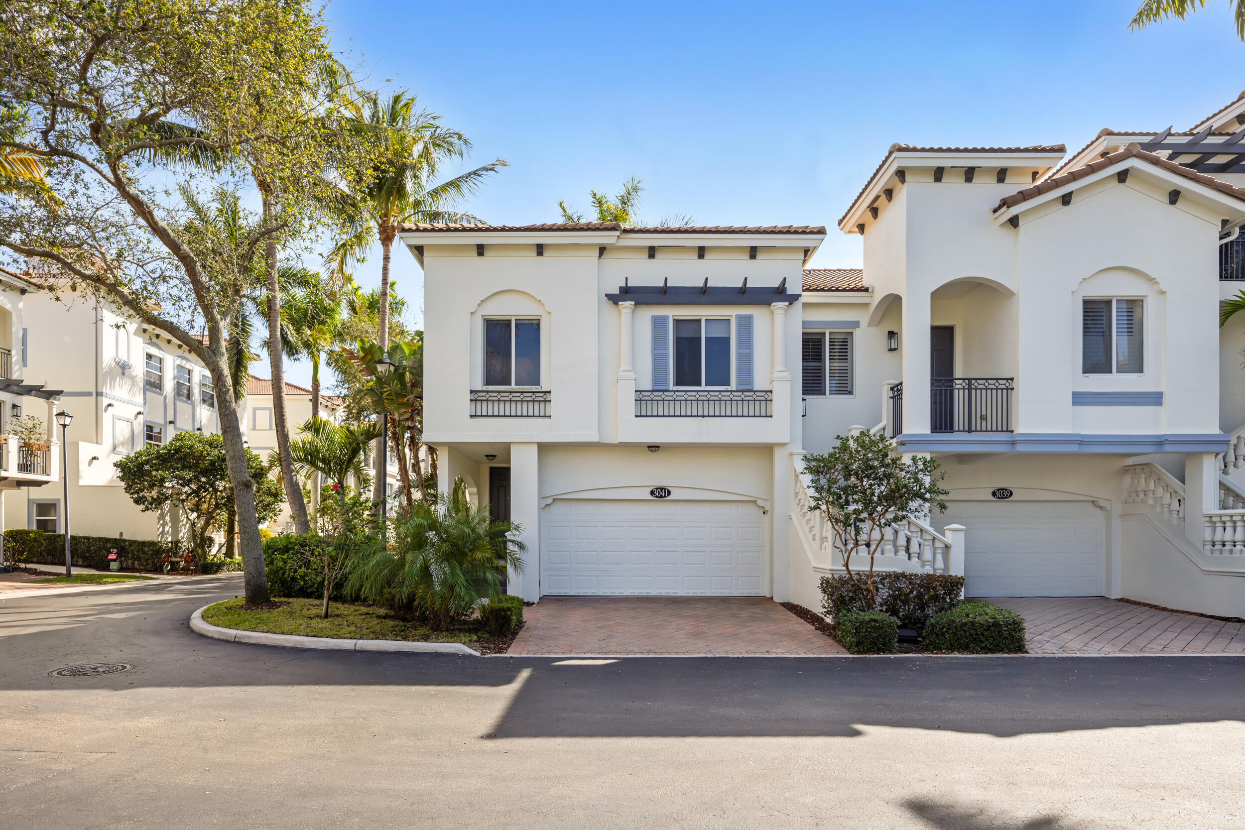 3041 Waterside Circle