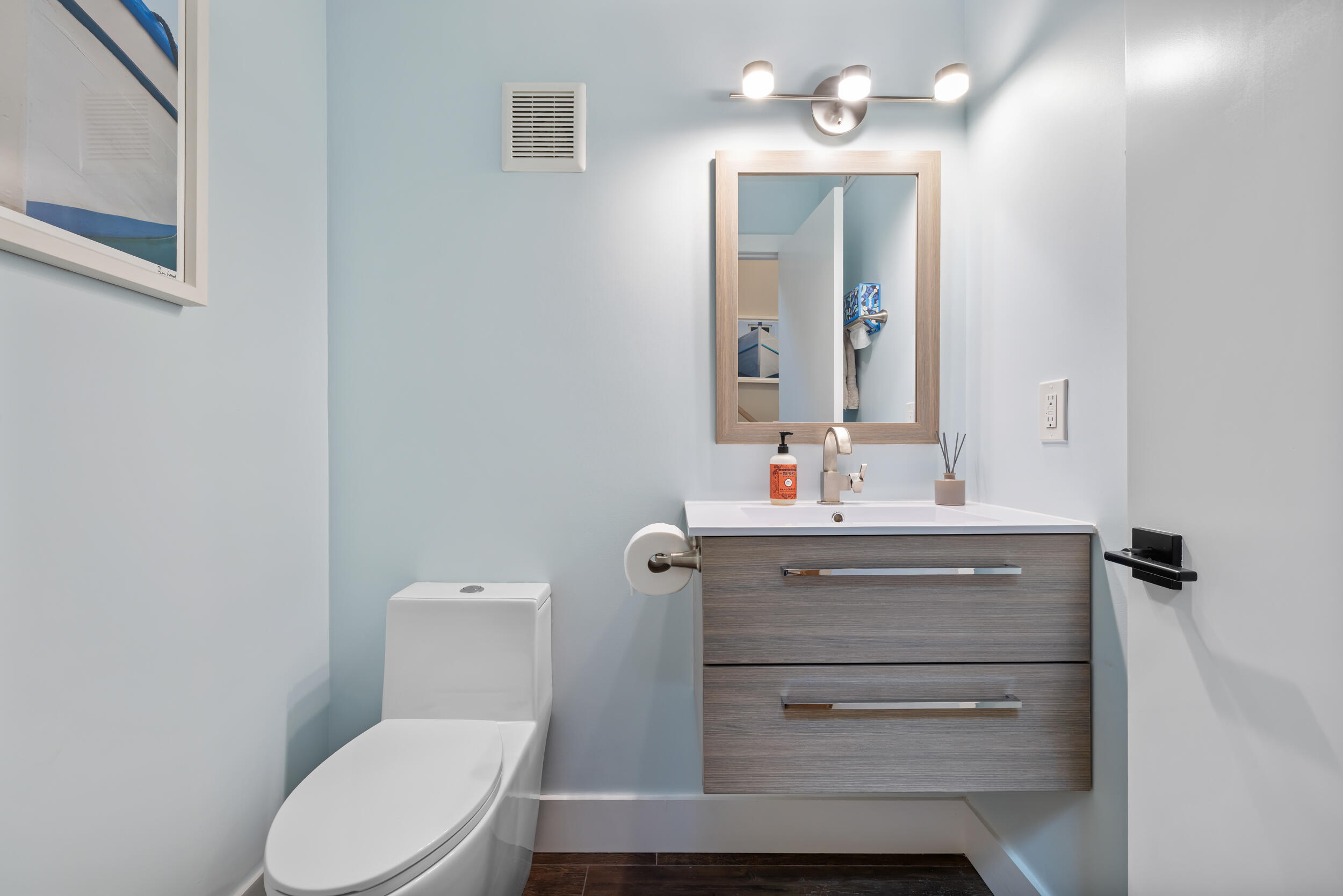 3041 Waterside Circle