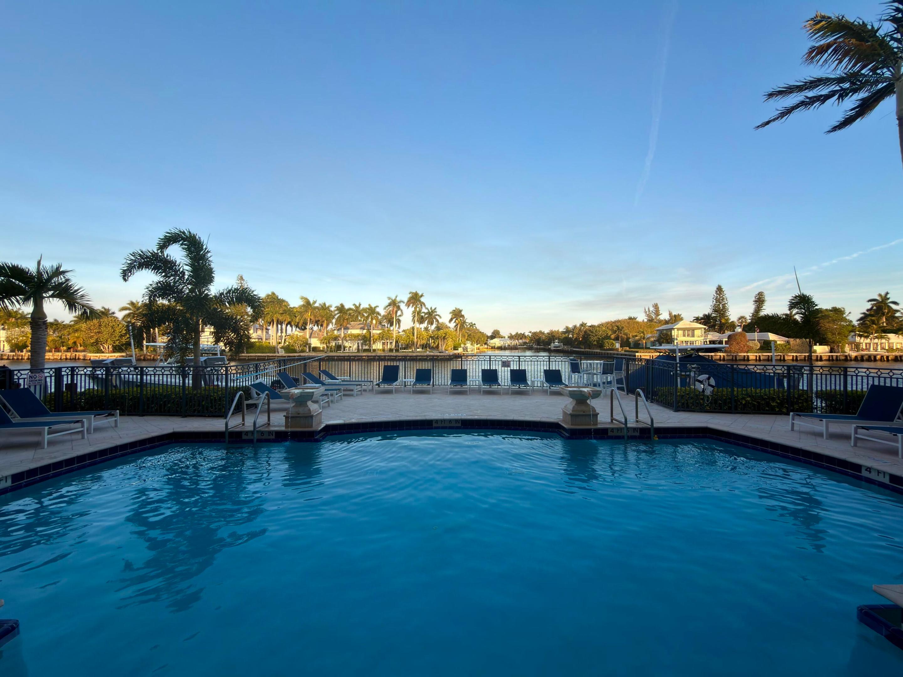 3041 Waterside Circle