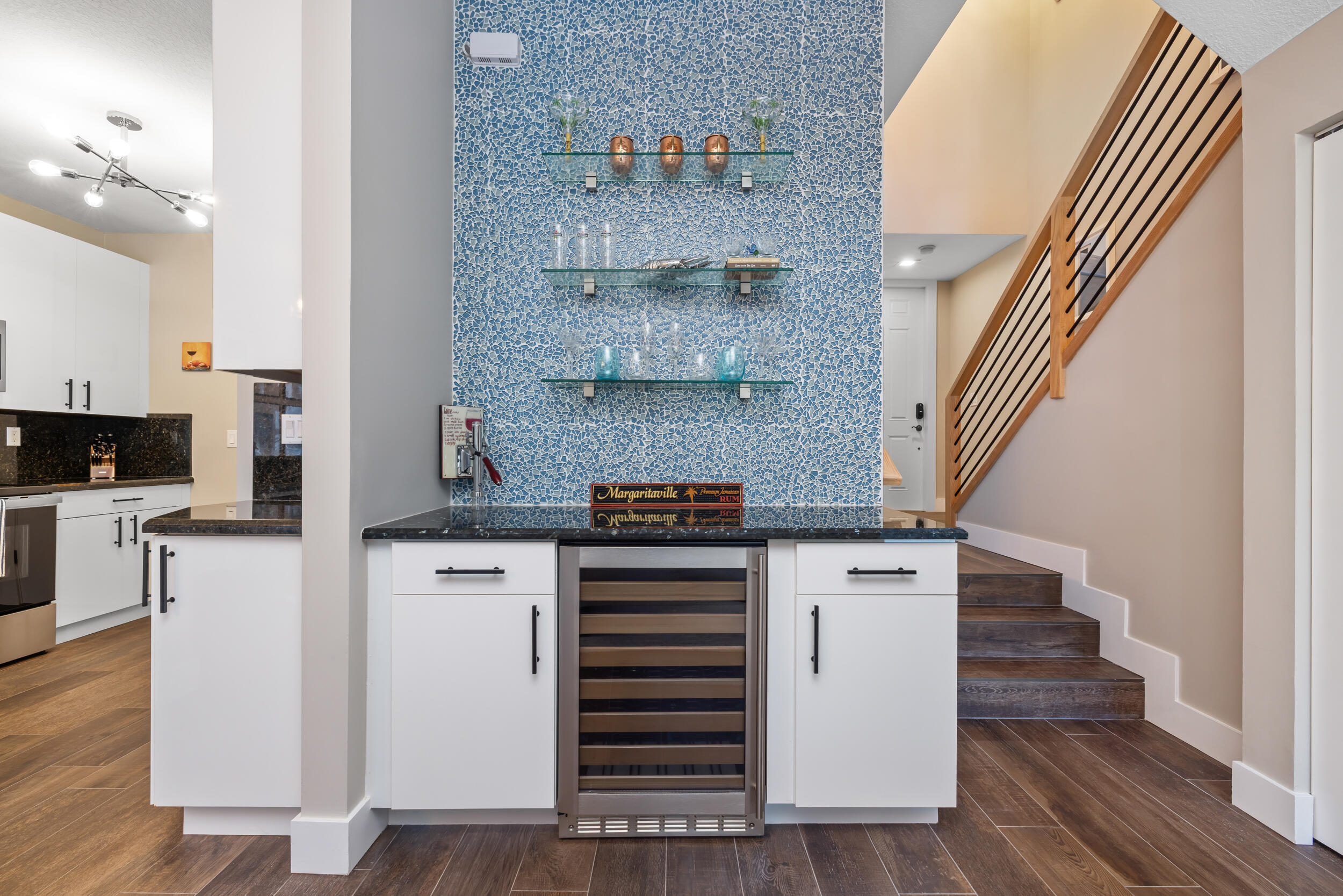 3041 Waterside Circle