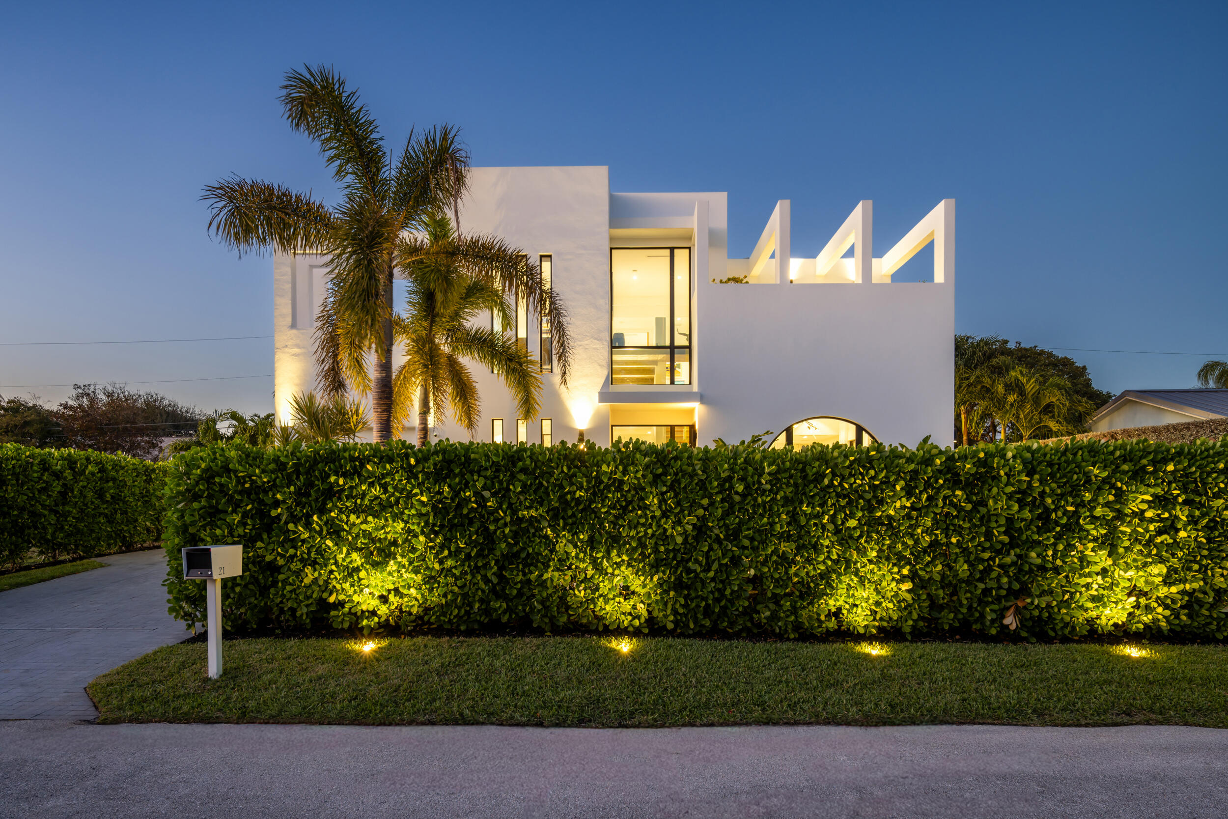 21 Hersey Drive, Ocean Ridge