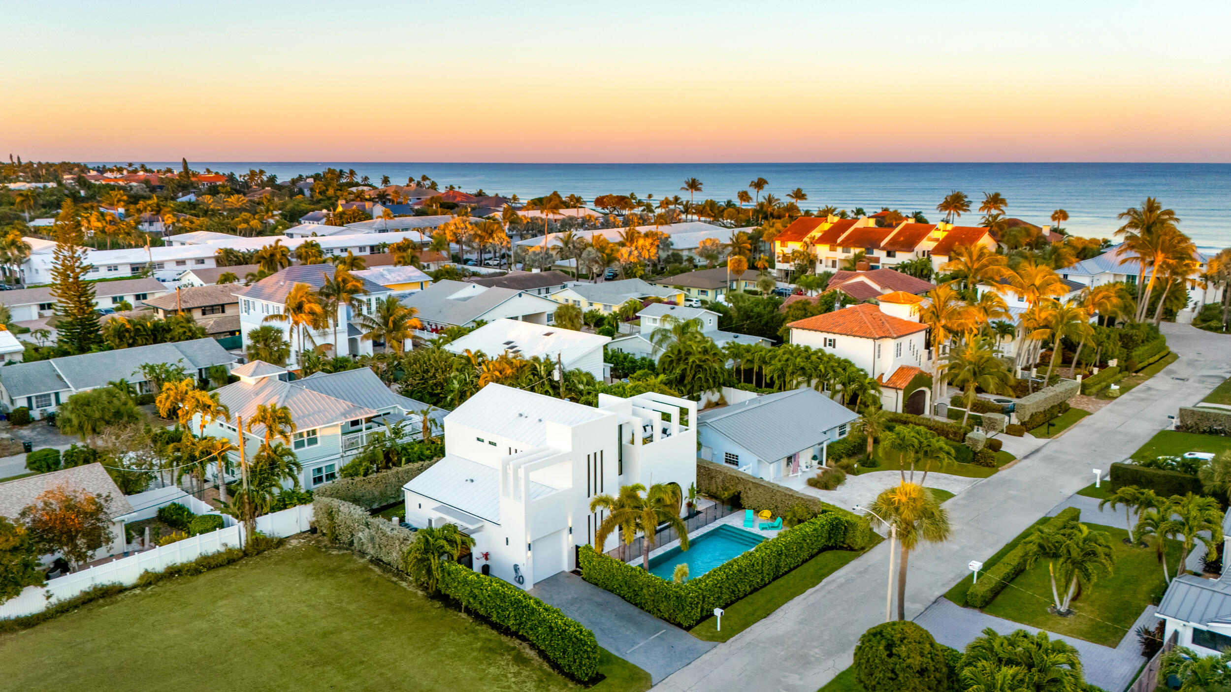 21 Hersey Drive, Ocean Ridge