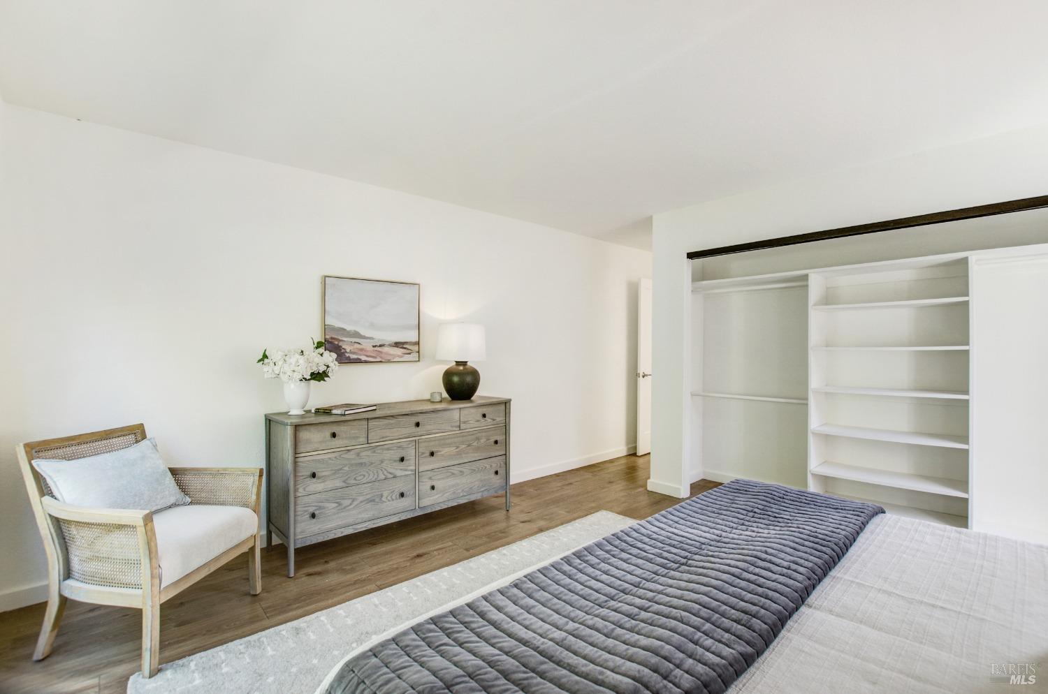 1317 Avenida Sebastiani