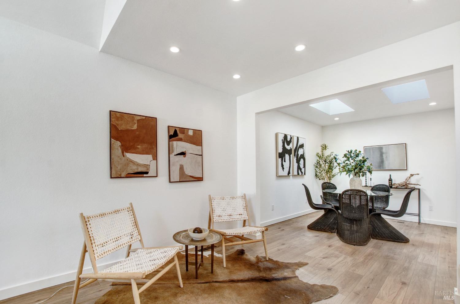 1317 Avenida Sebastiani