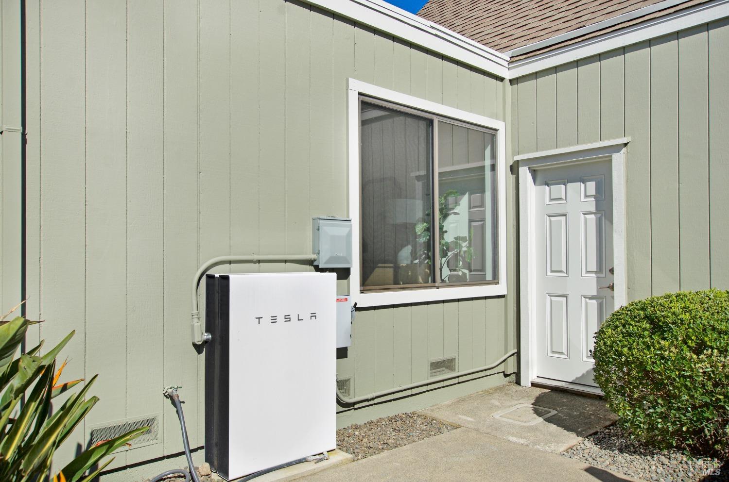 1317 Avenida Sebastiani