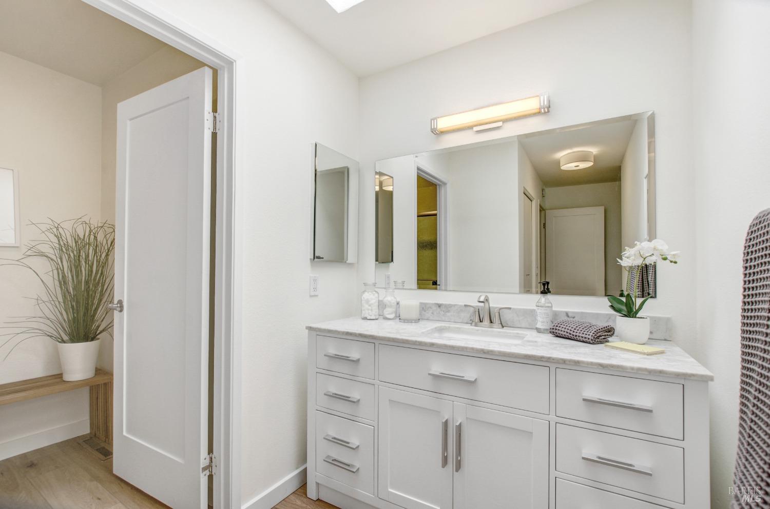 1317 Avenida Sebastiani