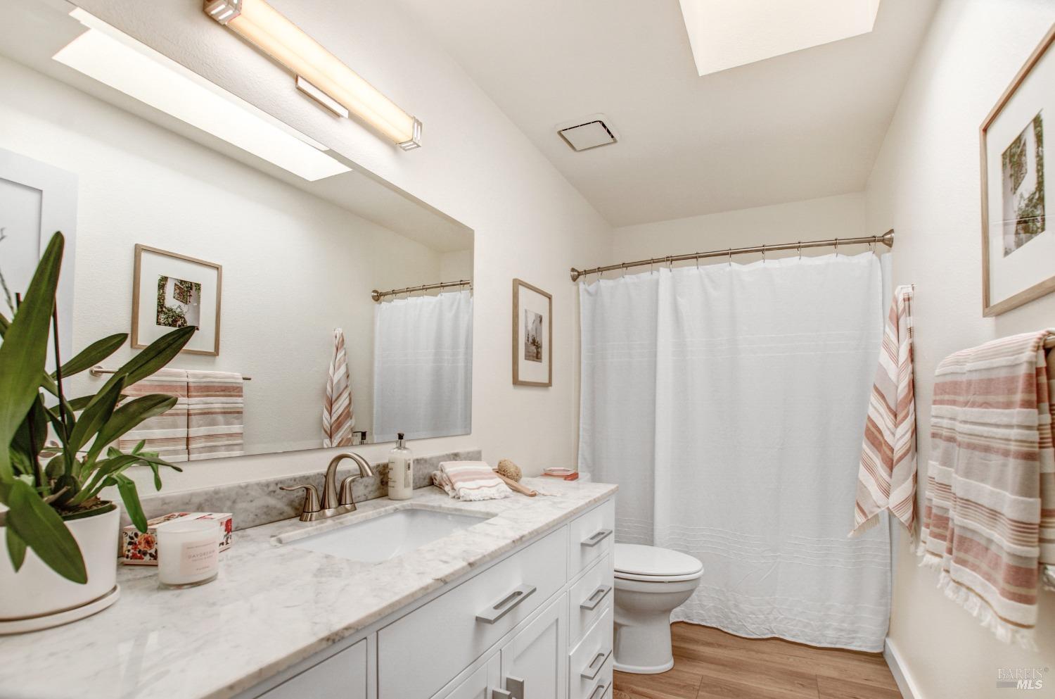 1317 Avenida Sebastiani