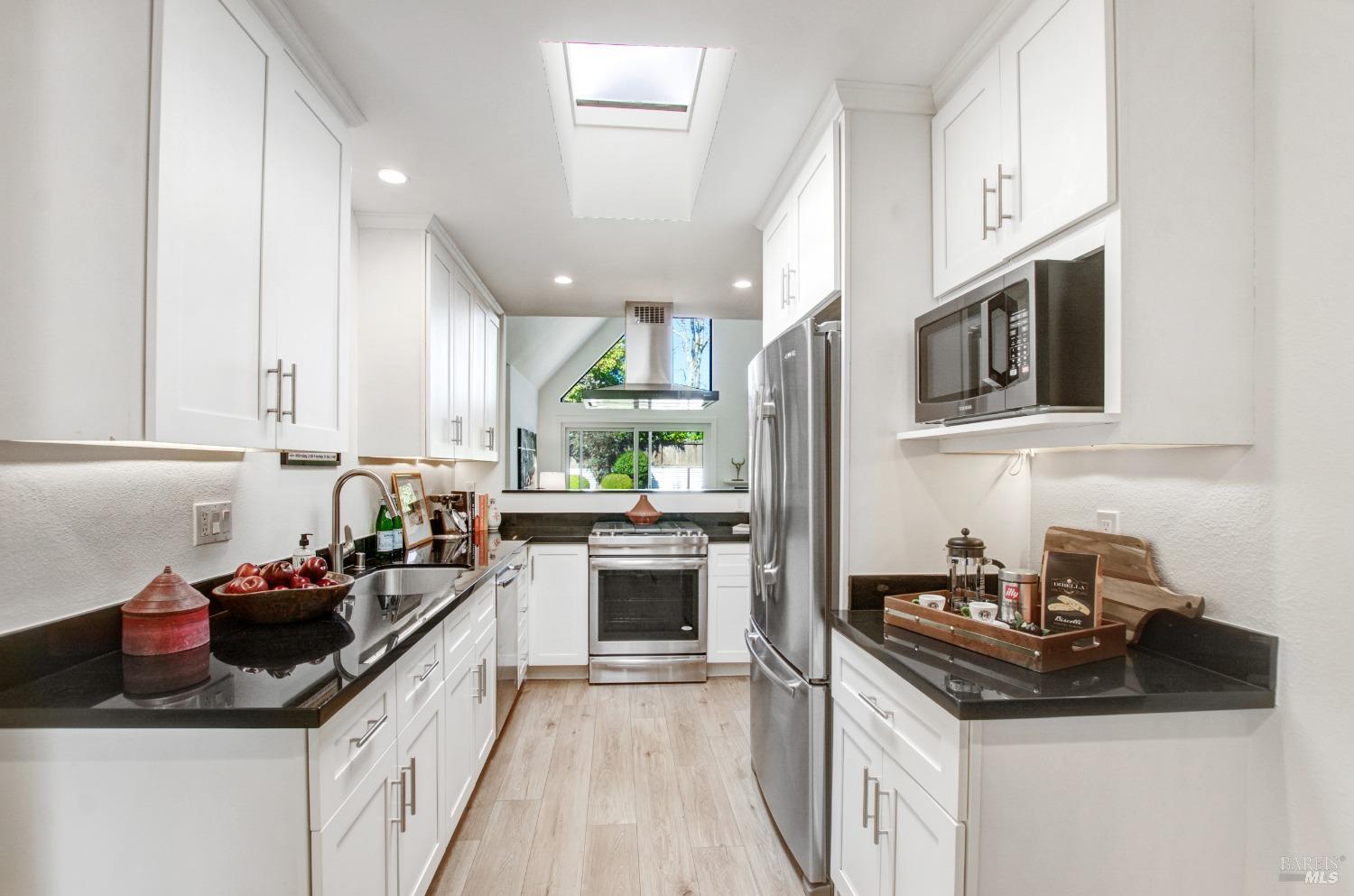 1317 Avenida Sebastiani