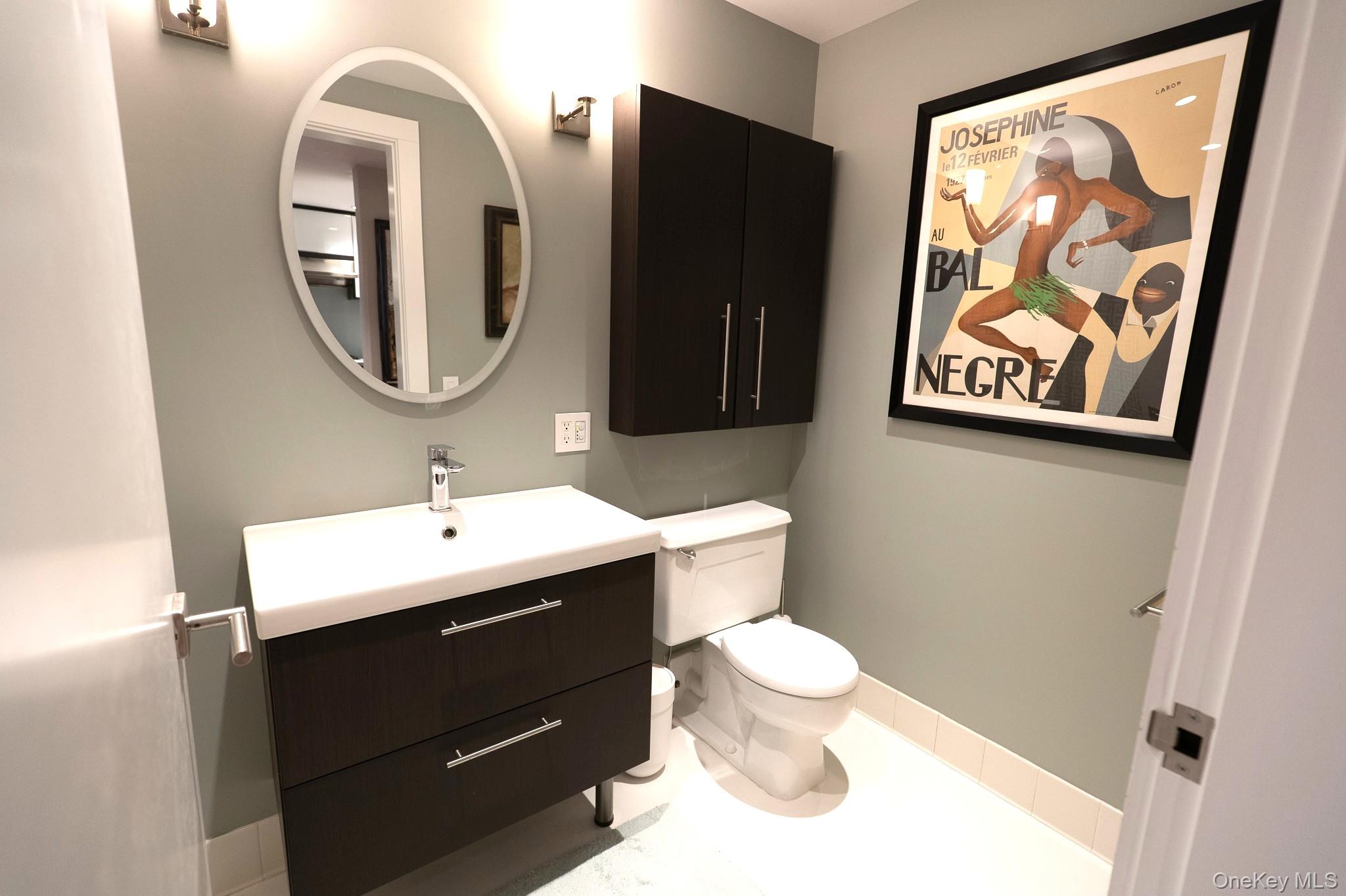 1 Landmark Square Unit: 103