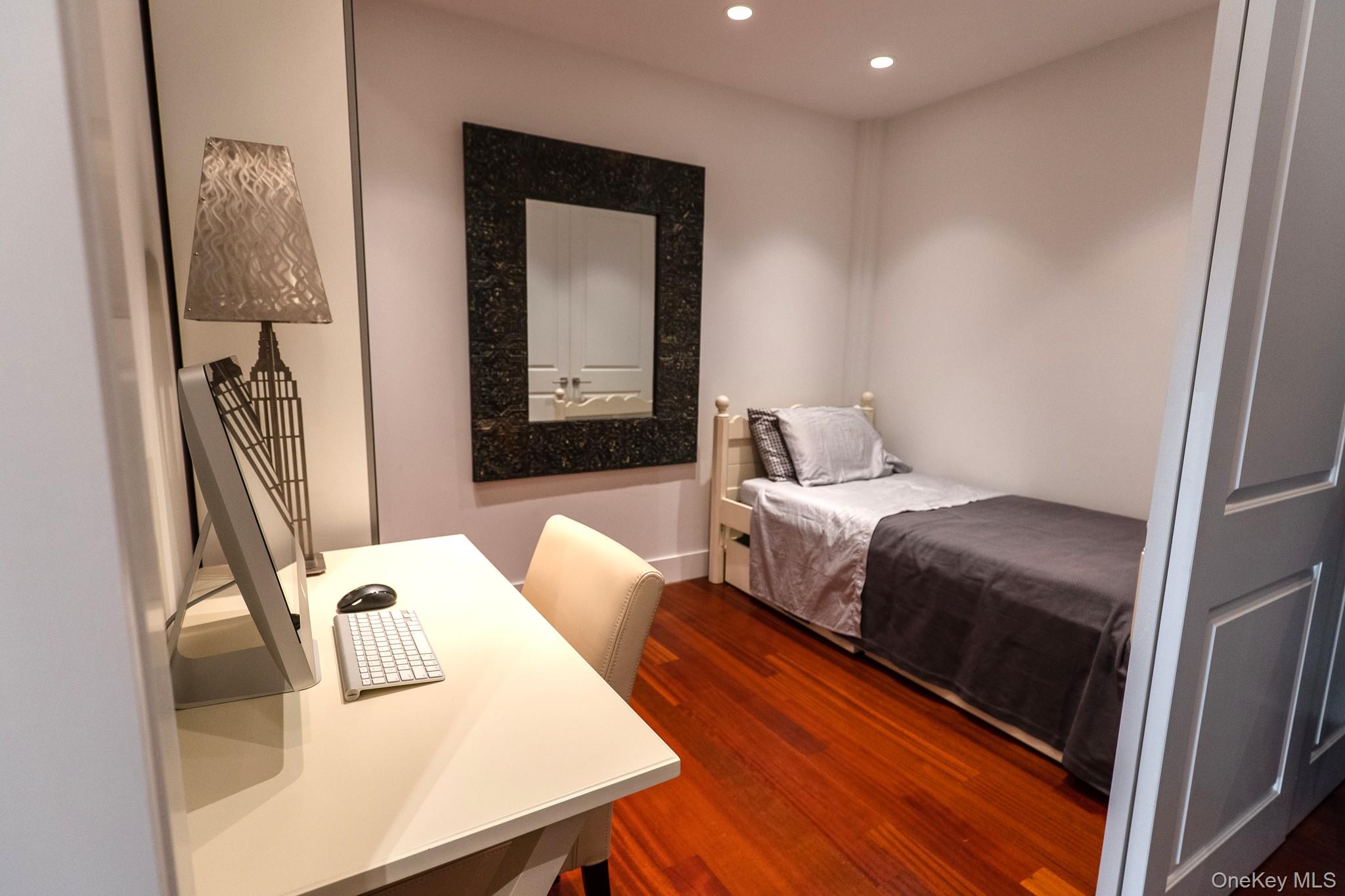 1 Landmark Square Unit: 103