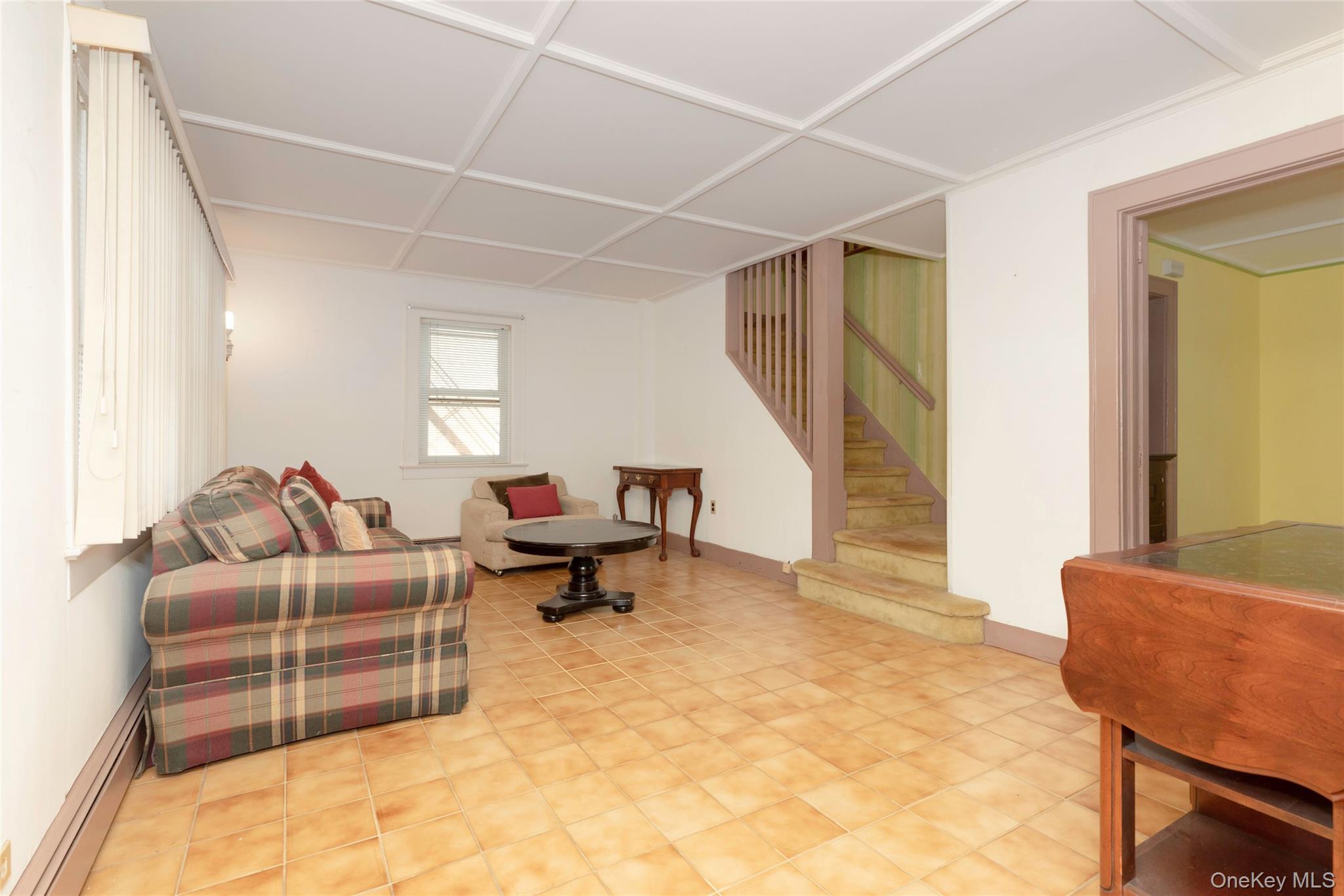 531 1/2 Willett Avenue