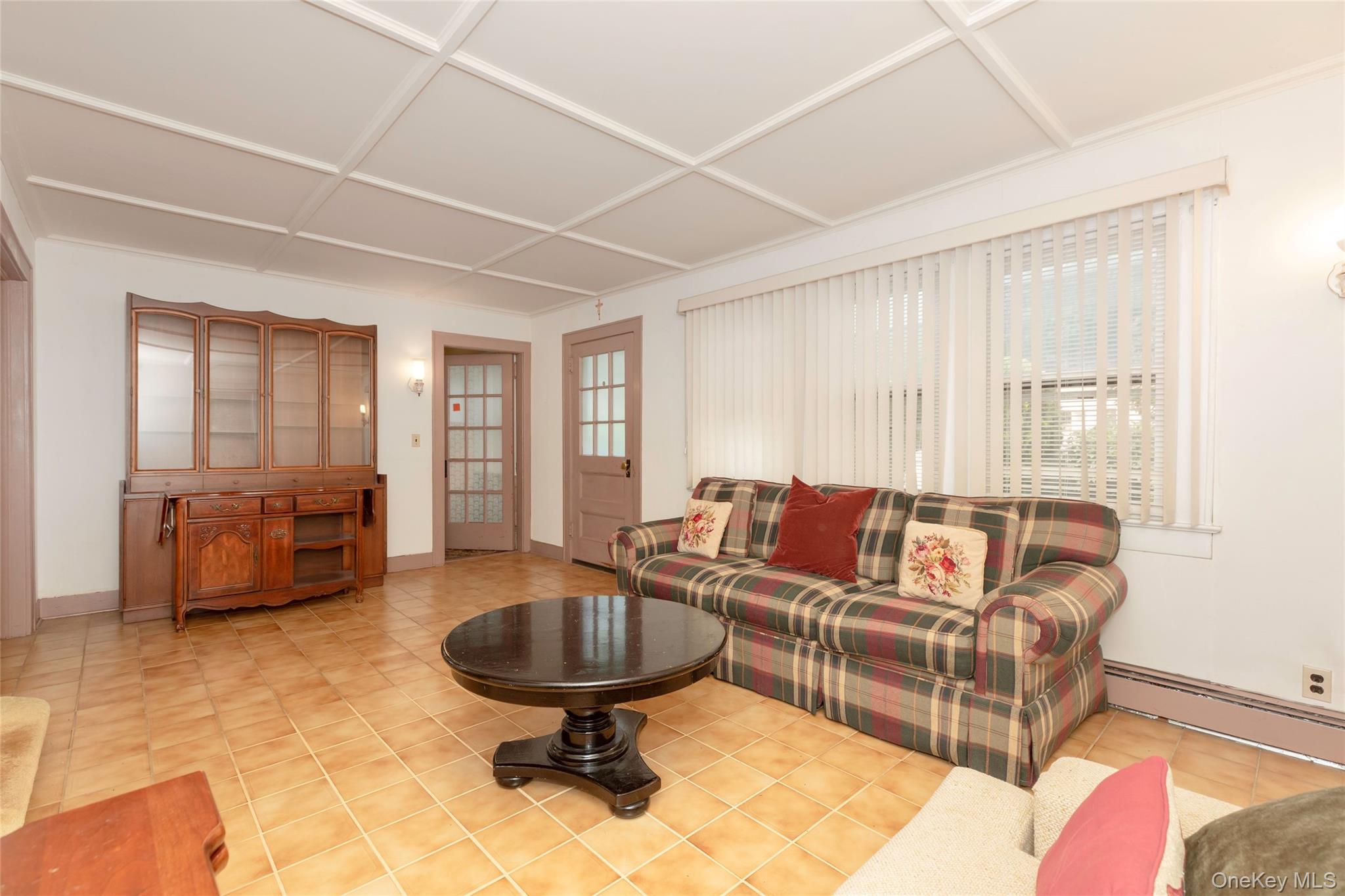 531 1/2 Willett Avenue