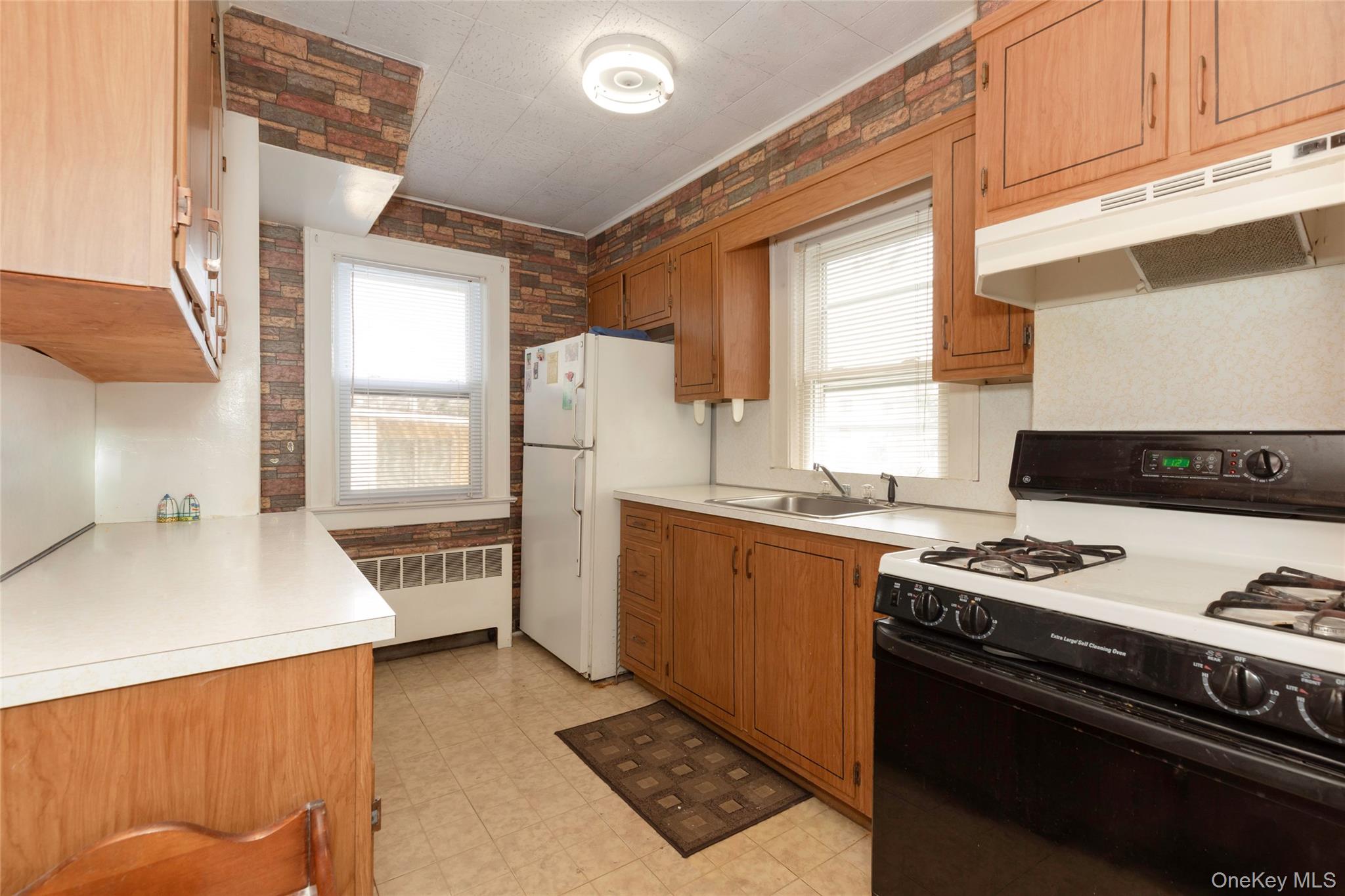 531 1/2 Willett Avenue