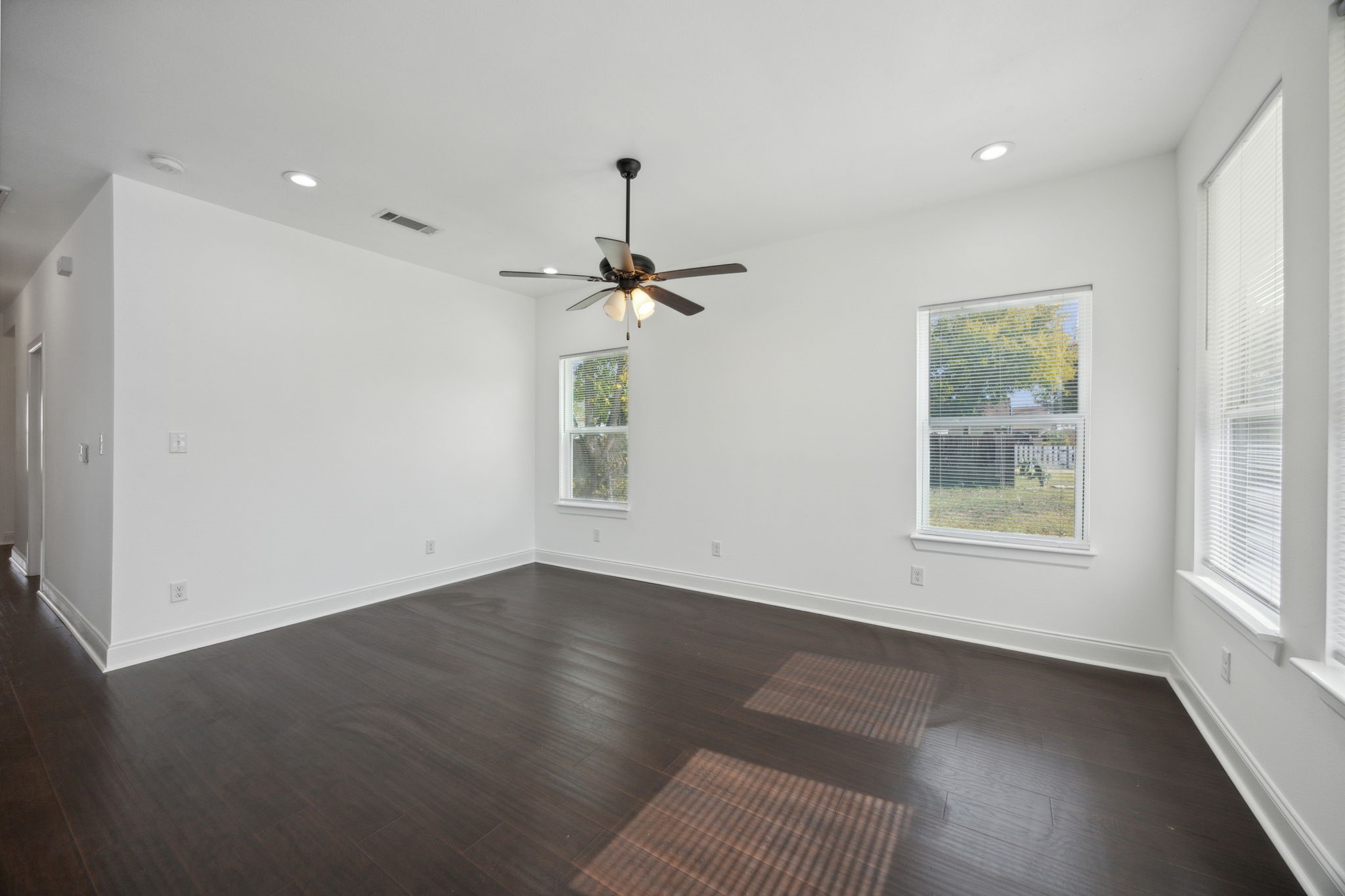 1209 E Cannon Street