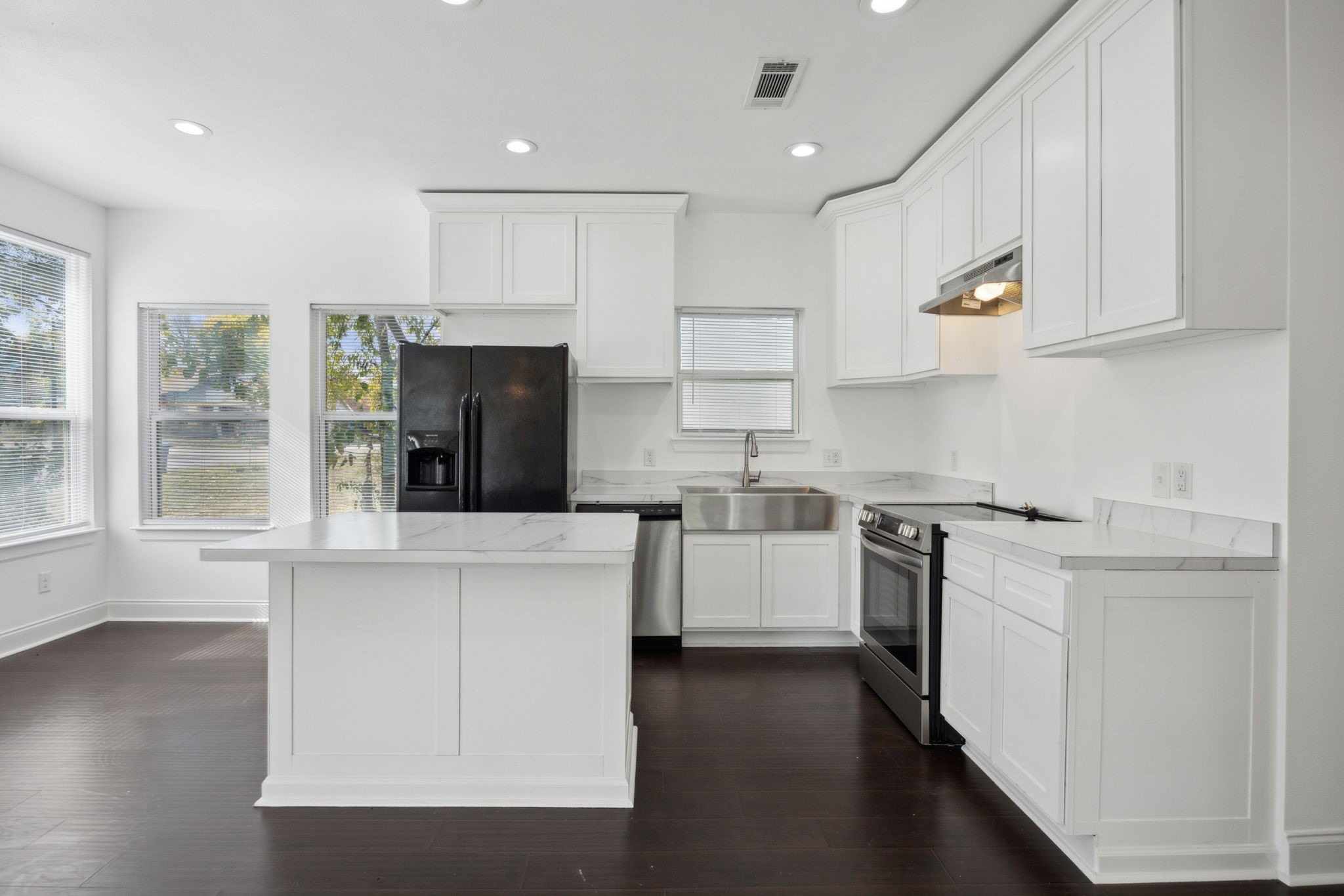 1209 E Cannon Street