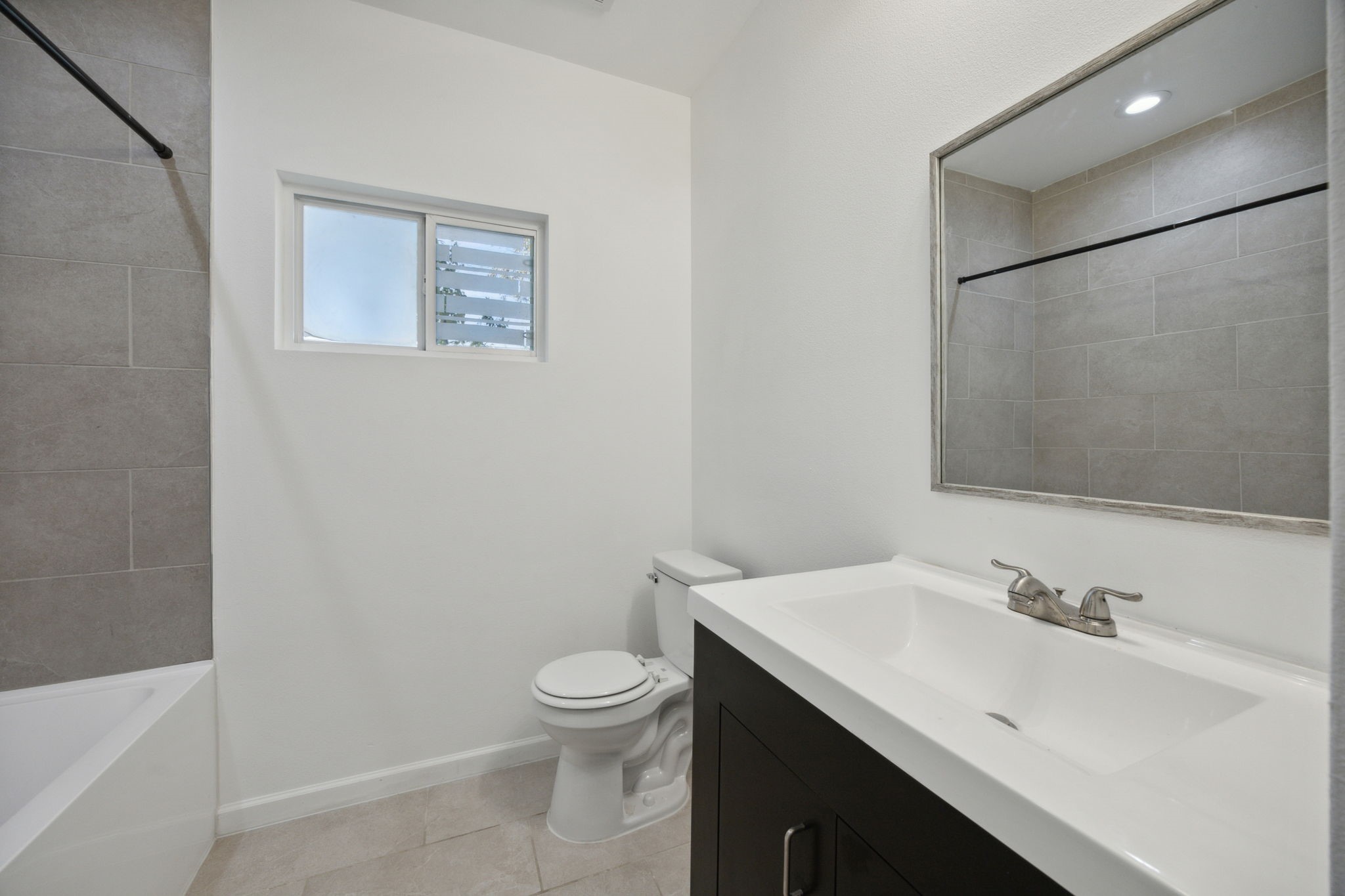 1209 E Cannon Street