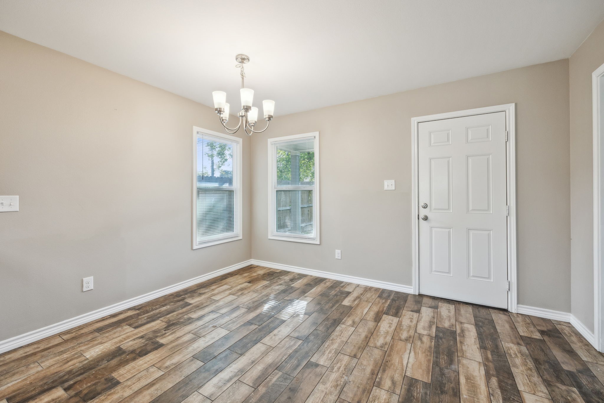 1132 E Cannon Street