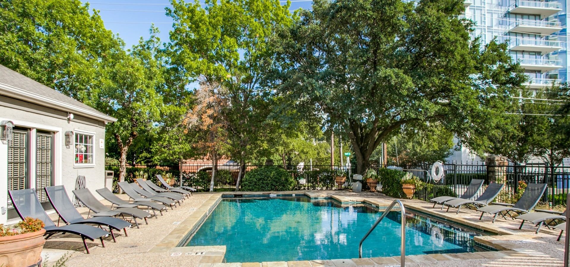 2201 Wolf Street 2104