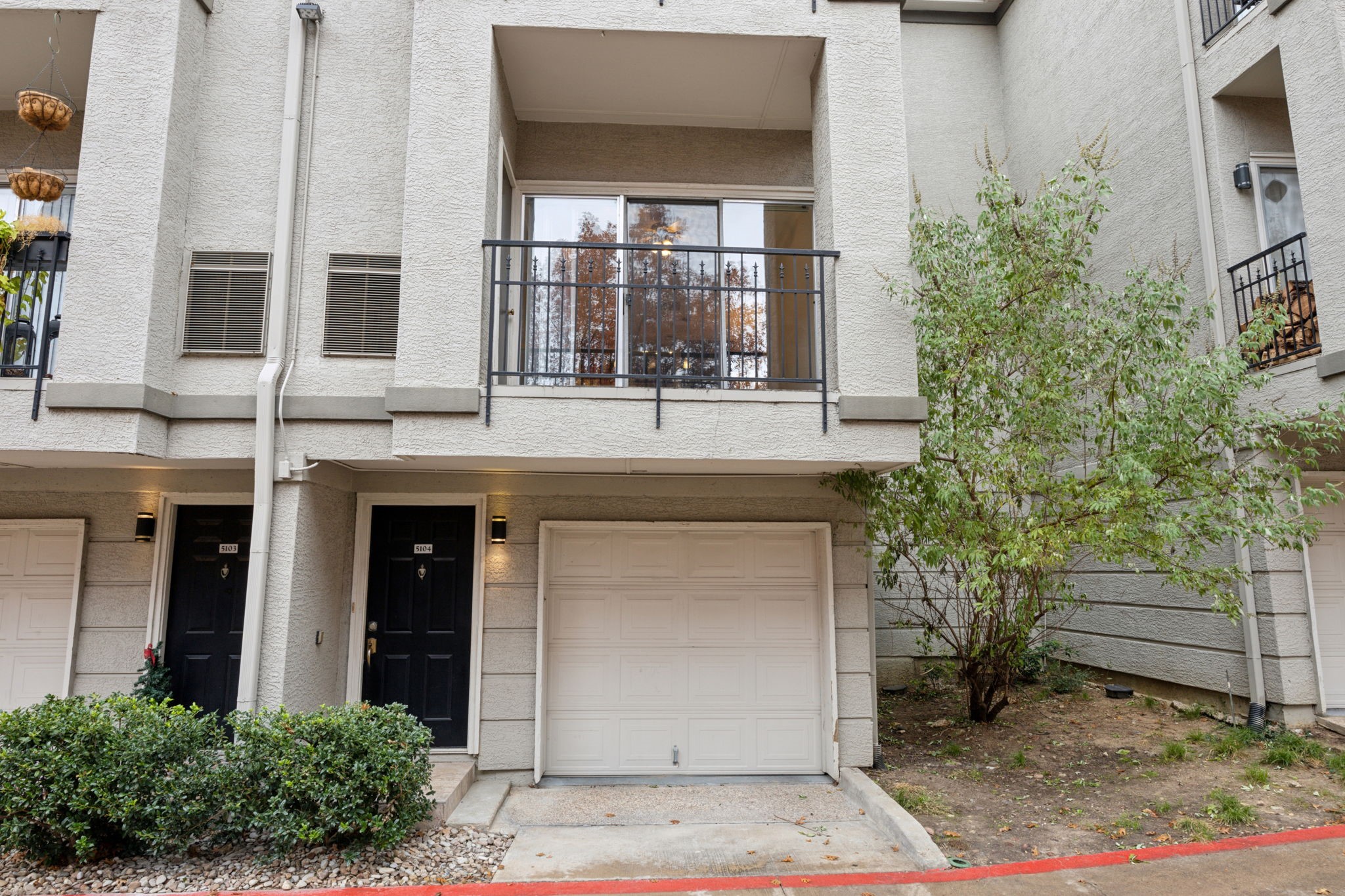 2201 Wolf Street 5104