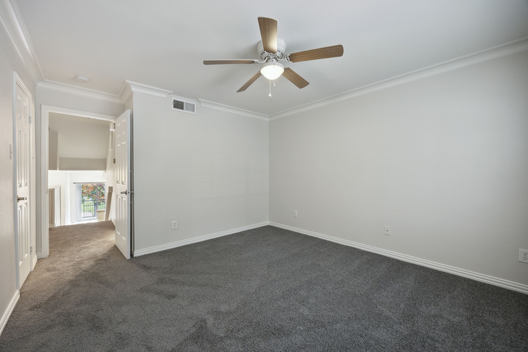 2201 Wolf Street 5104