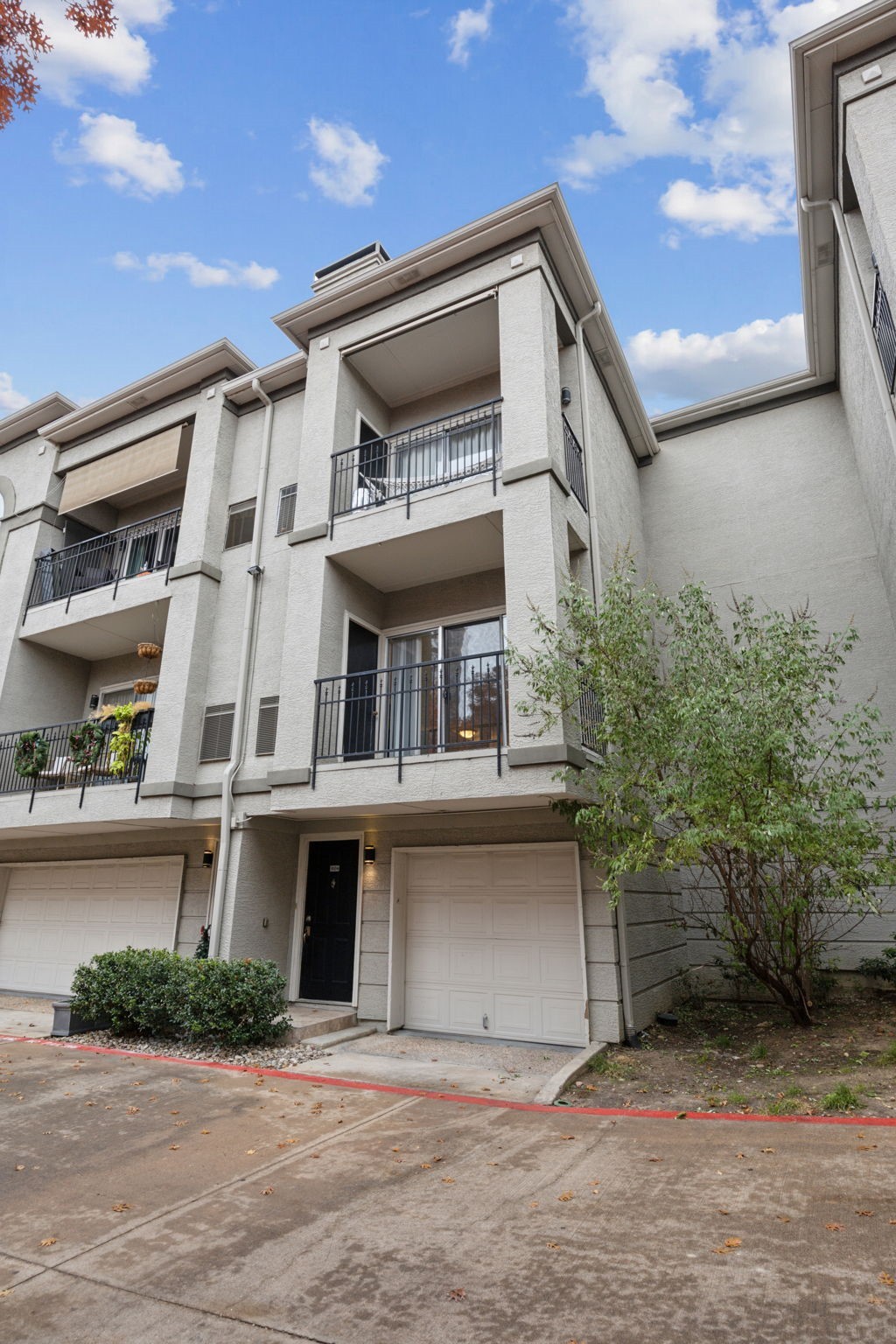 2201 Wolf Street 5104