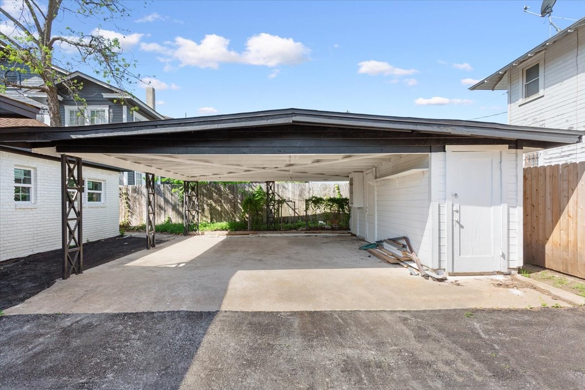 900 N 22nd Street