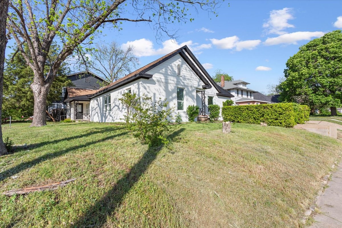900 N 22nd Street
