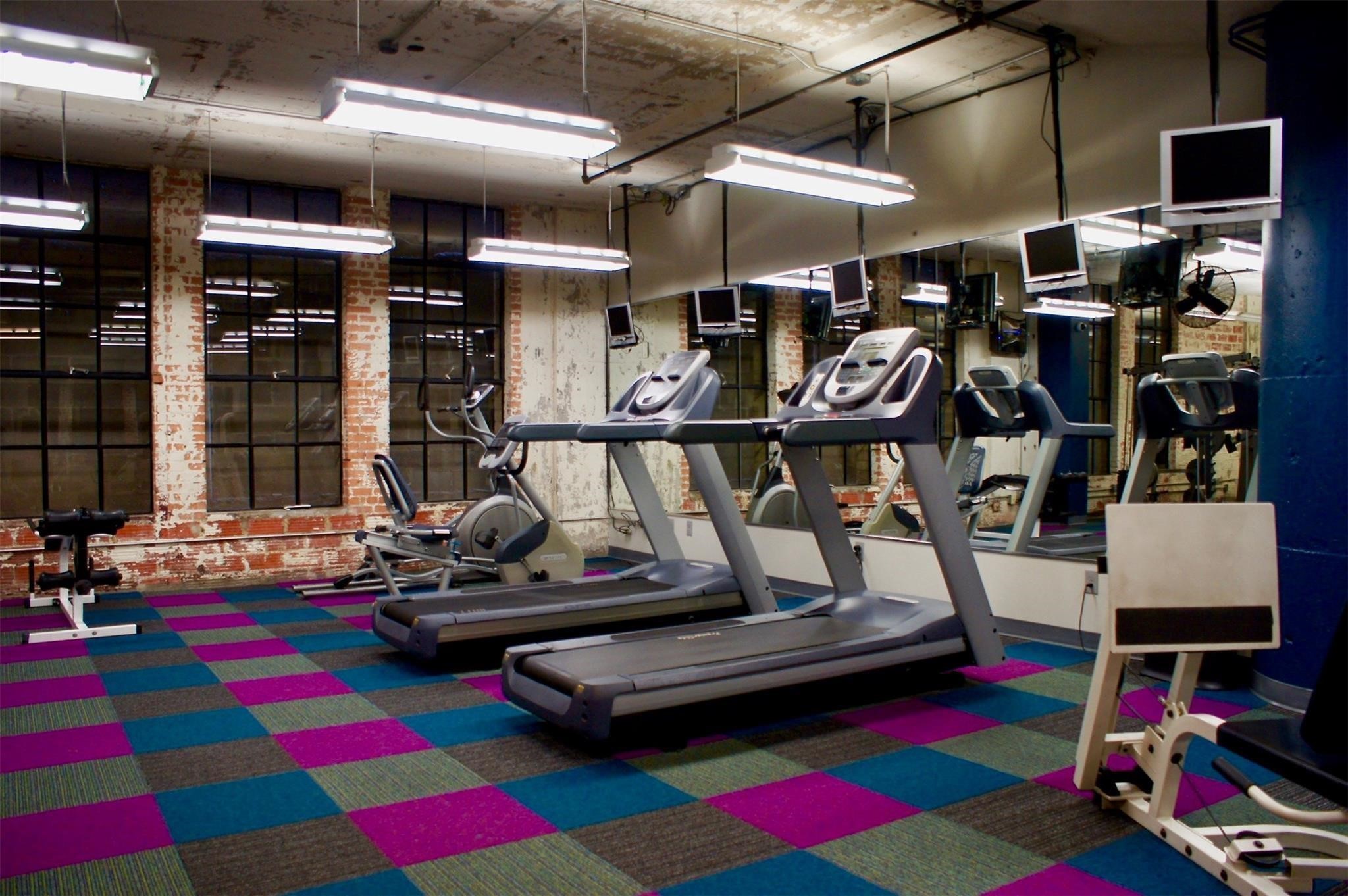 1122 Jackson Street 320