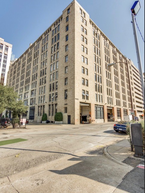 1122 Jackson Street 320