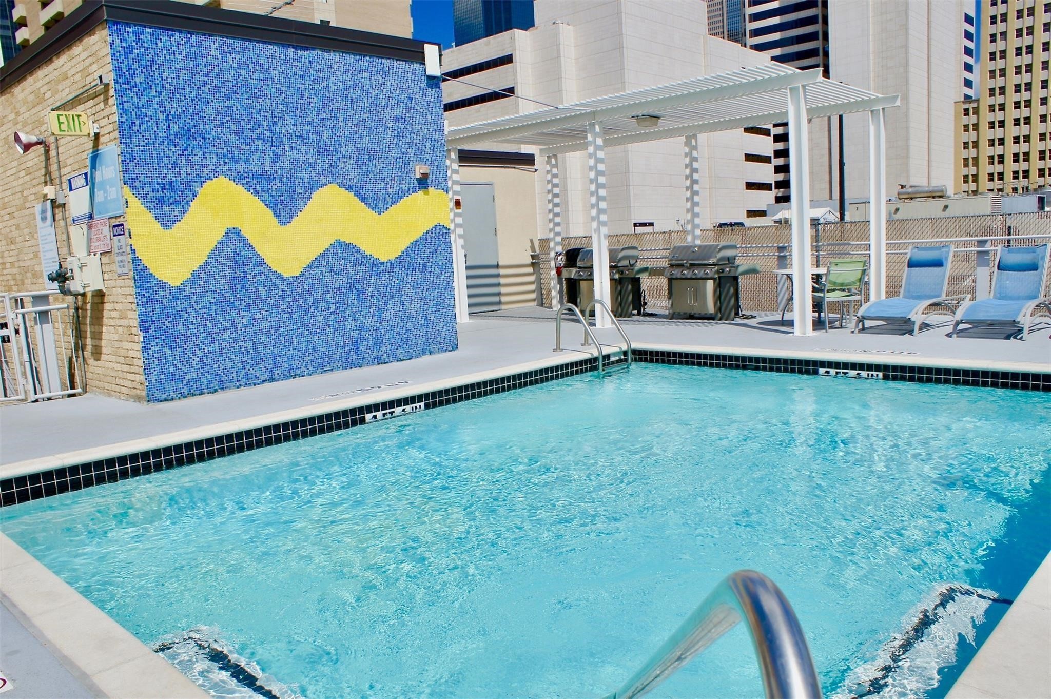 1122 Jackson Street 320