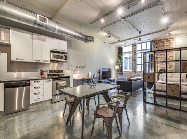 1122 Jackson Street 320