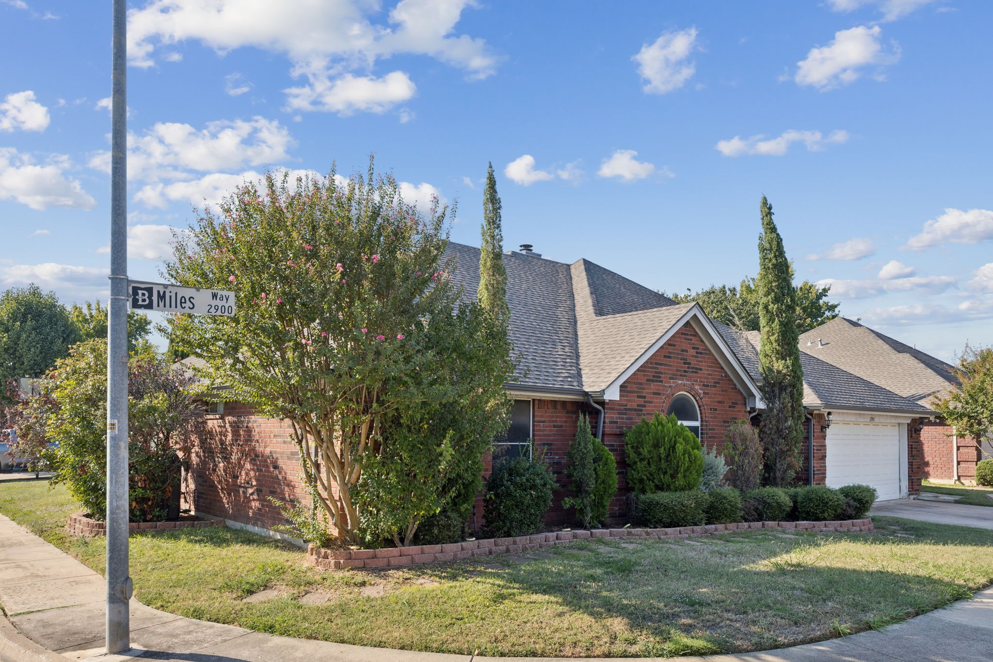 2901 Miles Way