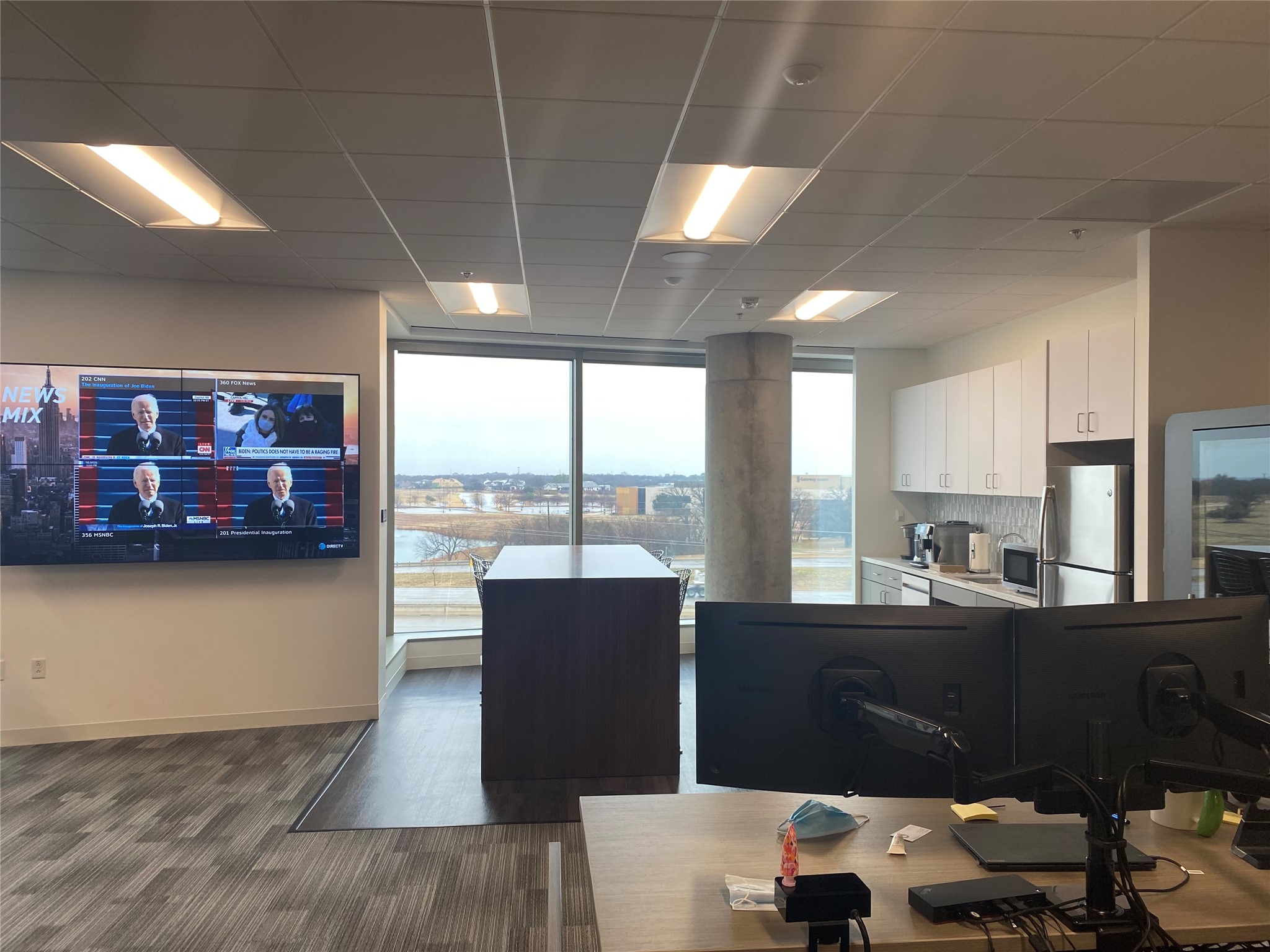 550 Reserve Street 370