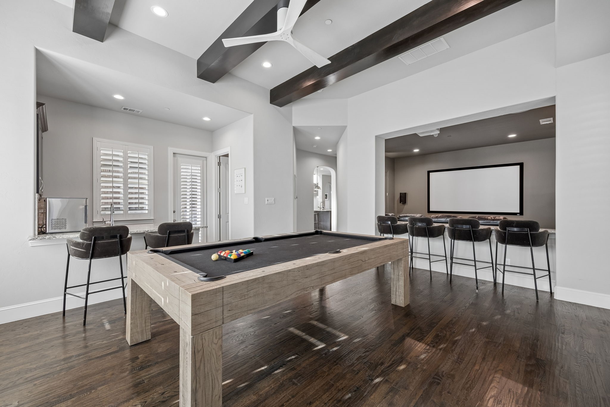 1008 Lexington Terrace