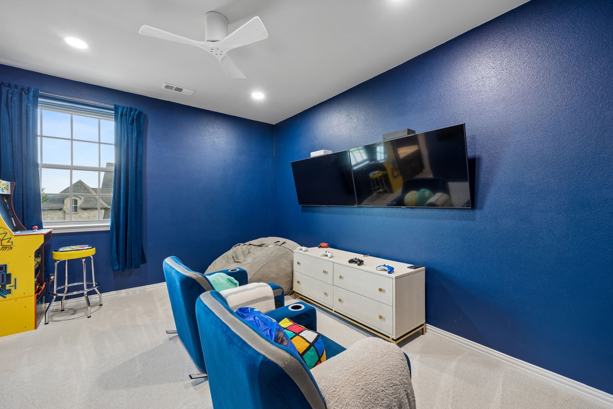 1008 Lexington Terrace