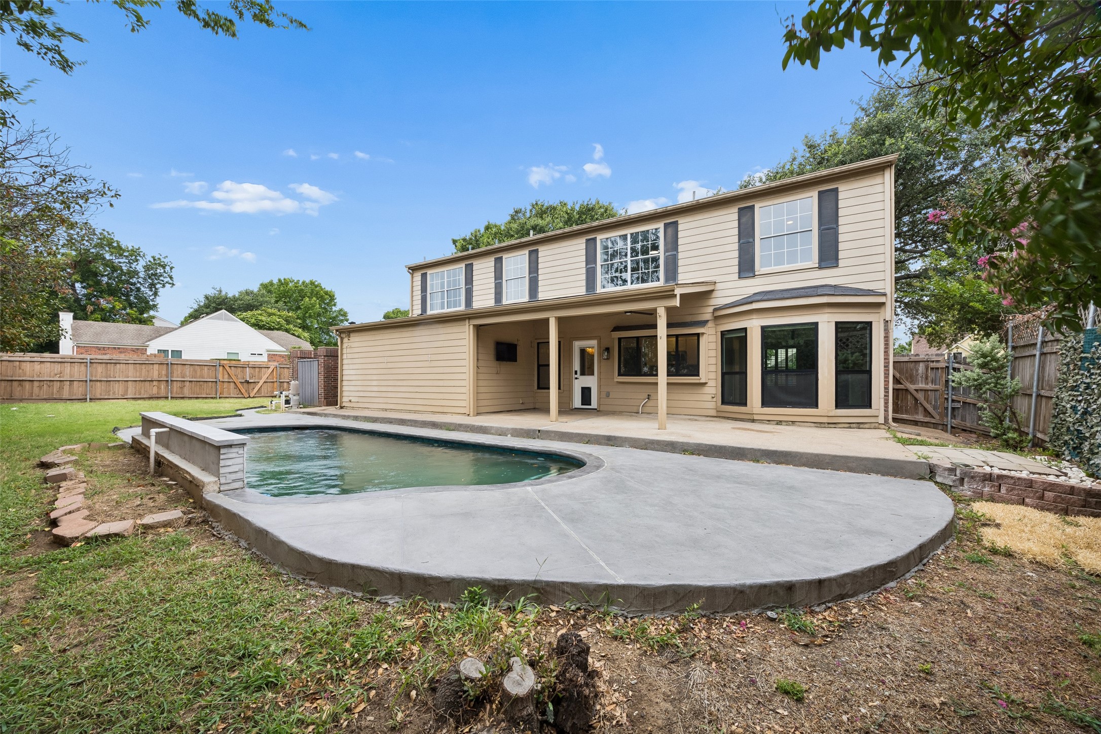 4321 Bradford Drive