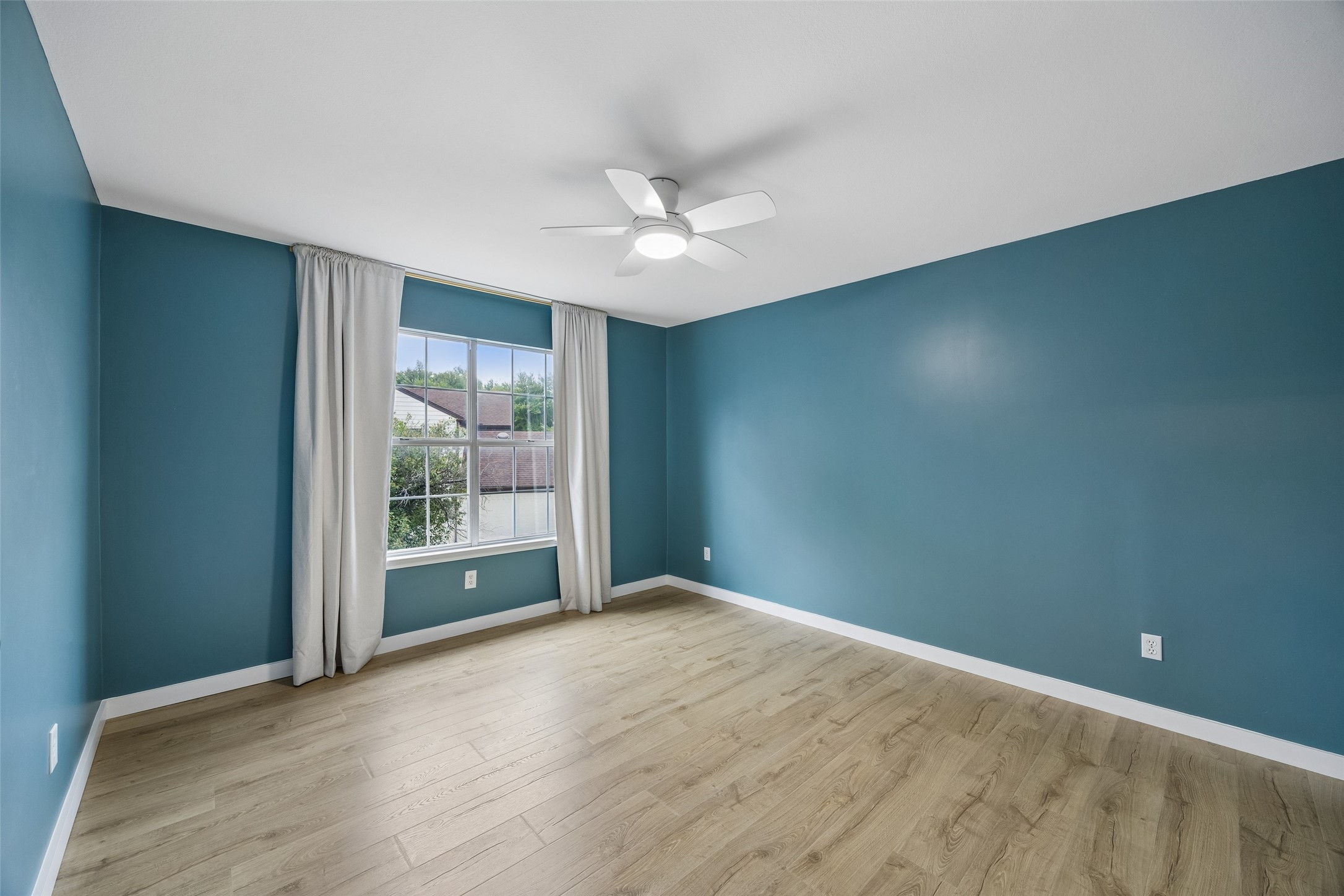 4321 Bradford Drive