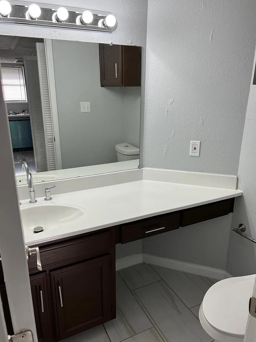 711 Harbour Town Drive 3