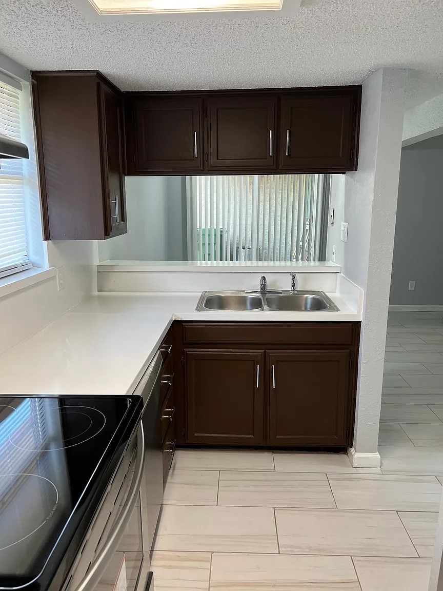 711 Harbour Town Drive 3